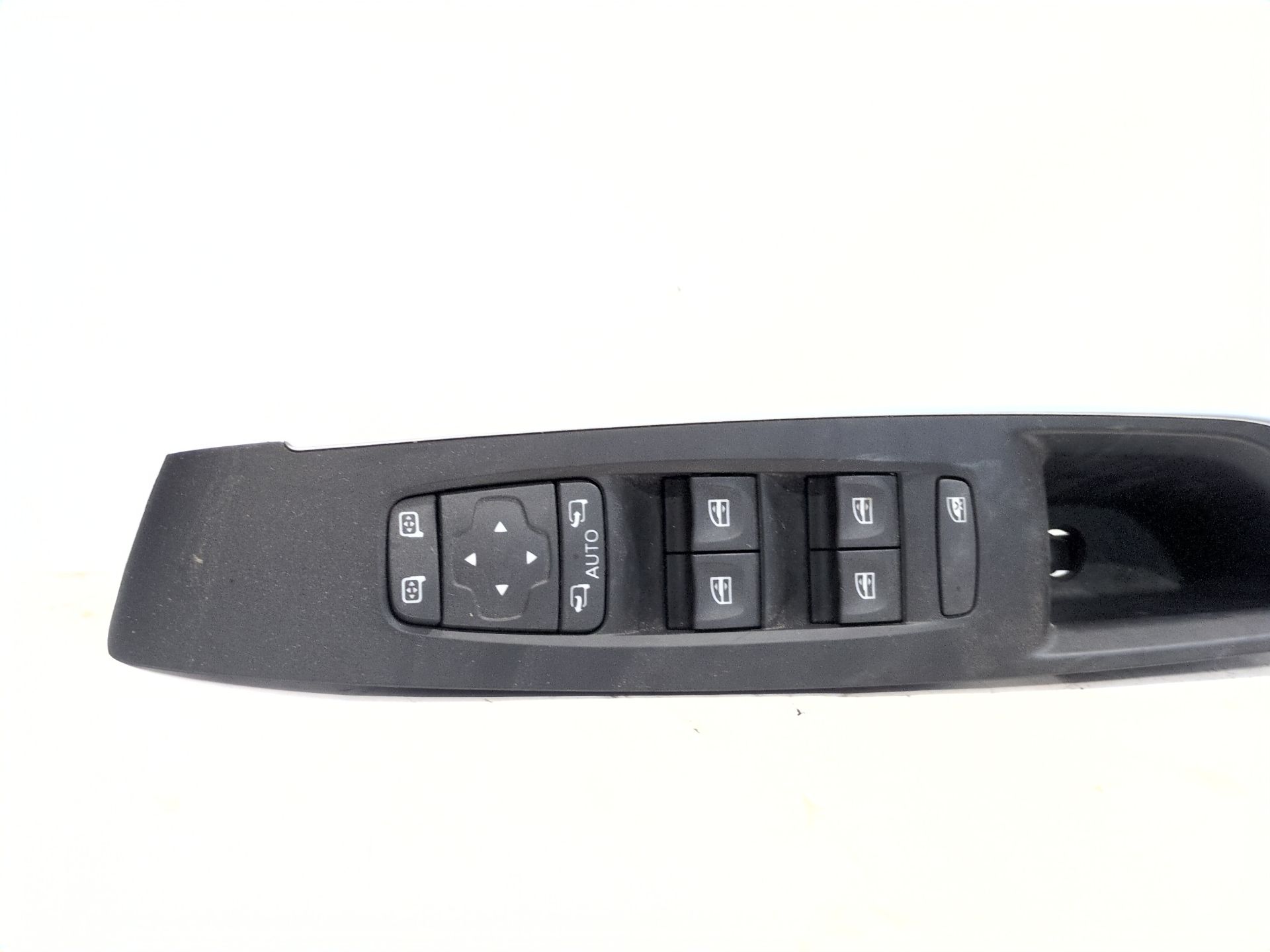 mando_elevalunas_delantero_izquierdo_e1078731g_renault_koleos_ii_hc_2_0_blue_dci_185_hcak