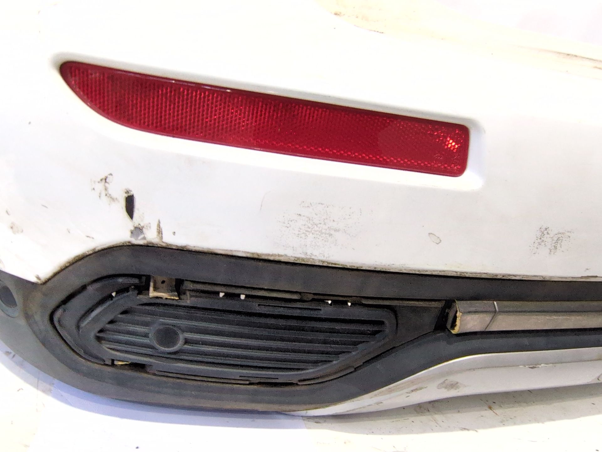 paragolpes_trasero_850226334r_white_solid_ovqxb_renault_koleos_ii_hc_2_0_blue_dci_185_hcak