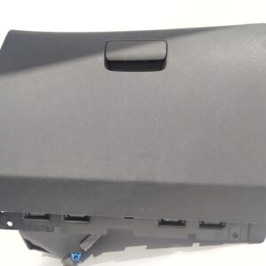 guantera_i110965_mercedes_benz_clase_a_w176_a_200_cdi_176_001