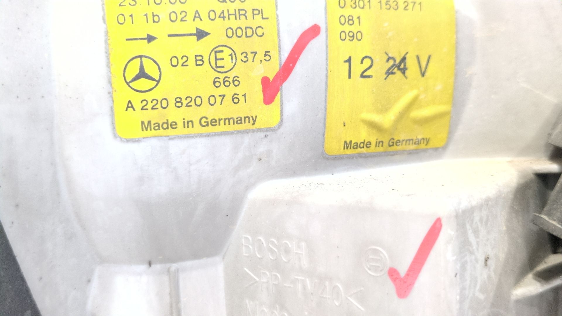 faro_izquierdo_xenon_a2208200761_mercedes_benz_clase_s_w220_v220_s_320_220_065_220_165