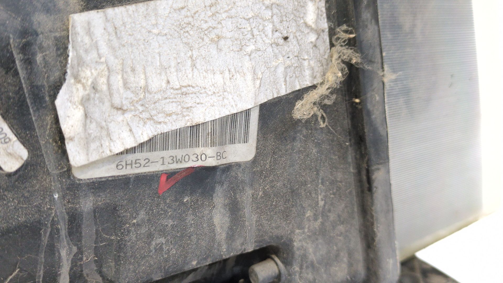 faro_izquierdo_6h5213w030bc_land_rover_freelander_2_l359_2_2_td4_4x4