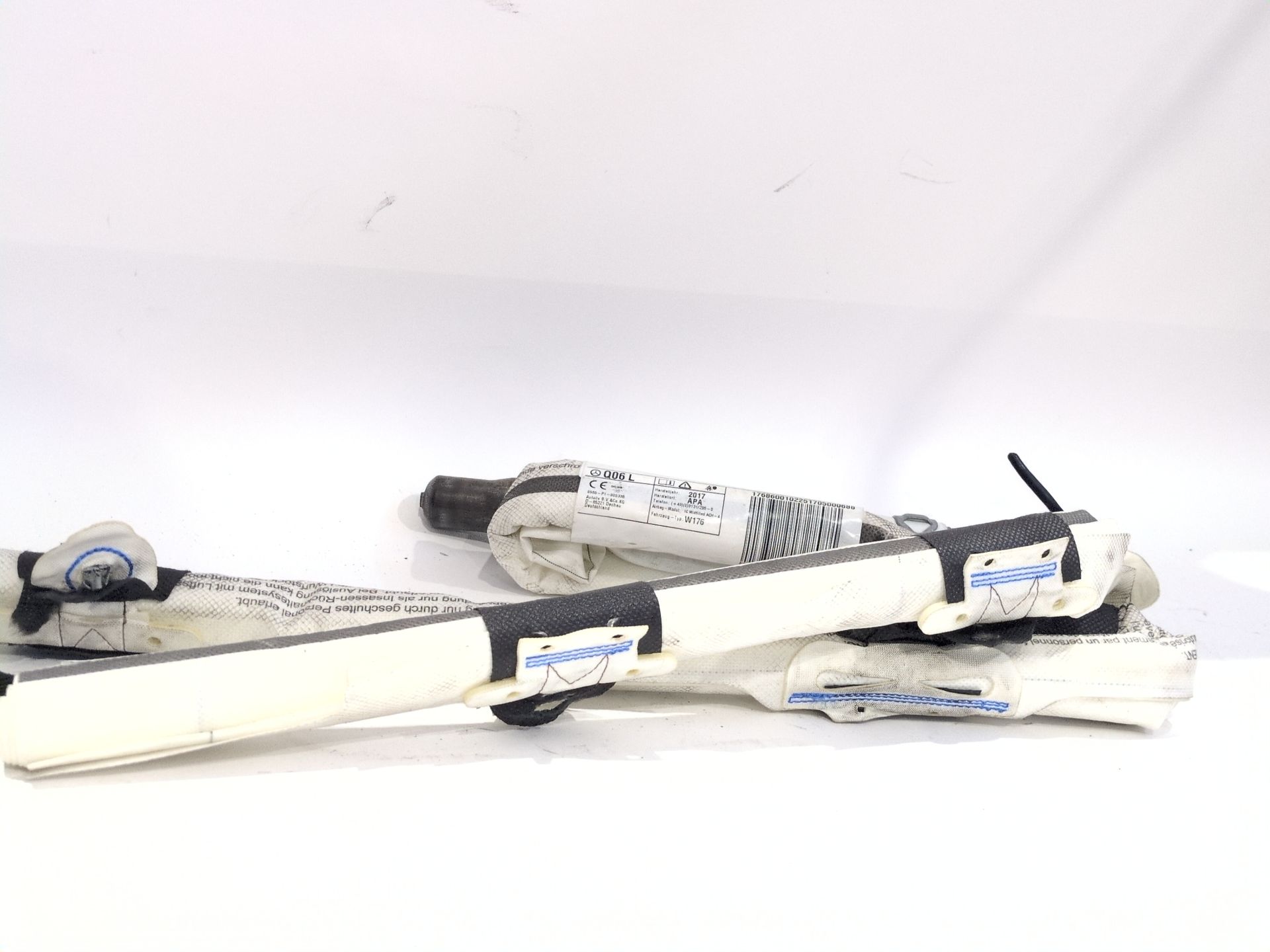 airbag_cortina_delantero_izquierdo_1768600102251705000688_mercedes_benz_clase_a_w176_a_200_cdi_176_001