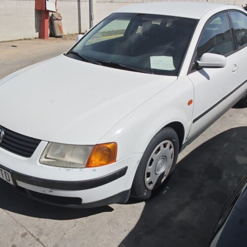 VOLKSWAGEN PASSAT B5 (3B2)