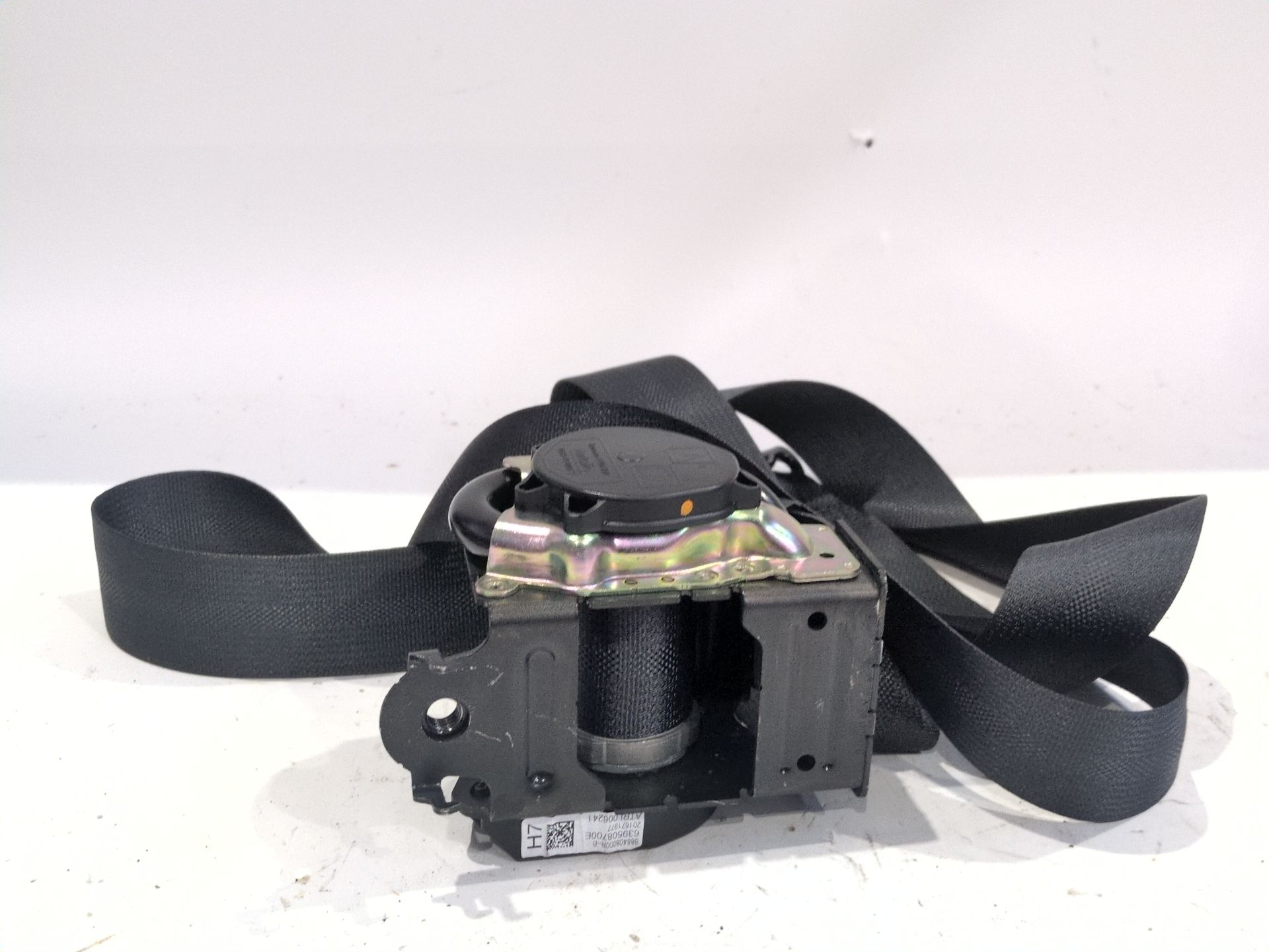 cinturon_seguridad_trasero_izquierdo_888408000r_renault_clio_v_b7_1_3_tce_140_b7n0