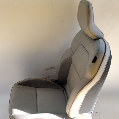 ASIENTO DELANTERO DERECHO RENAULT CLIO V (B7_) 1.3 TCE 140 (B7N0)