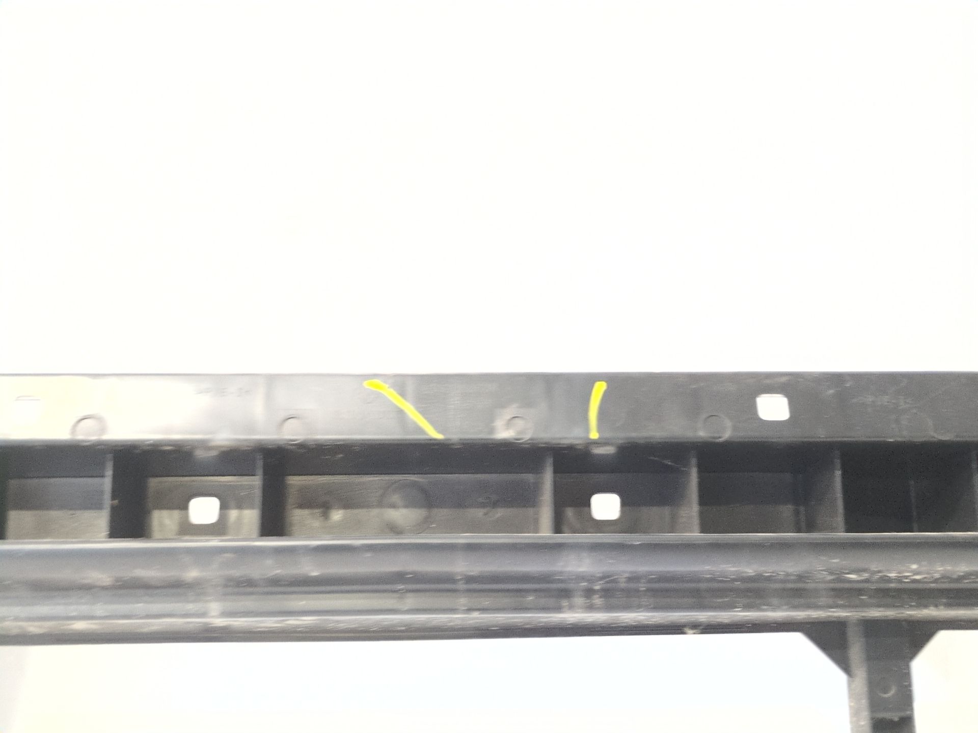 refuerzo_paragolpes_trasero_850906063r_renault_clio_v_b7_1_3_tce_140_b7n0