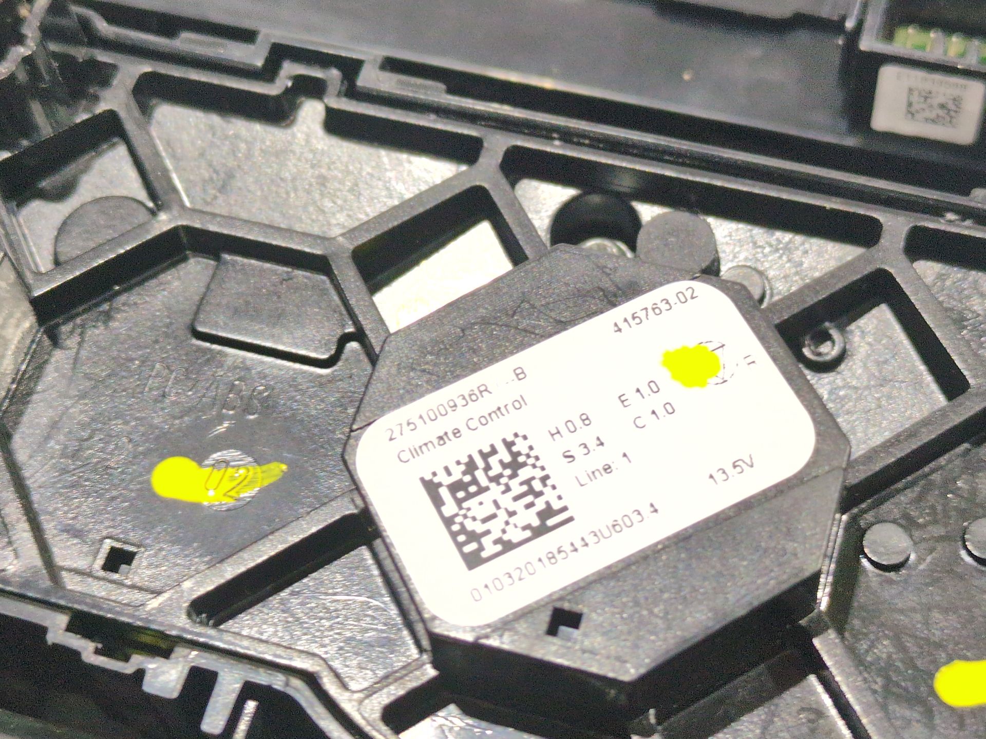 mando_climatizador_275100936r_renault_clio_v_b7_1_3_tce_140_b7n0