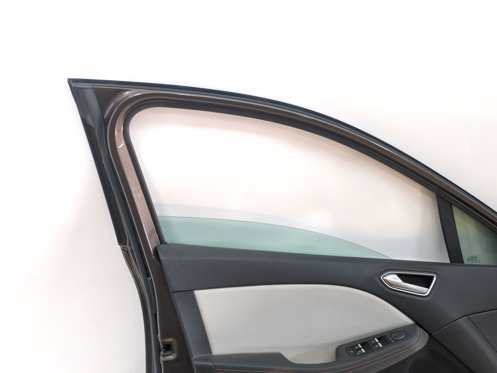 puerta_delantera_izquierda_801016156r_browm_vison_tecnm_renault_clio_v_b7_1_3_tce_140_b7n0