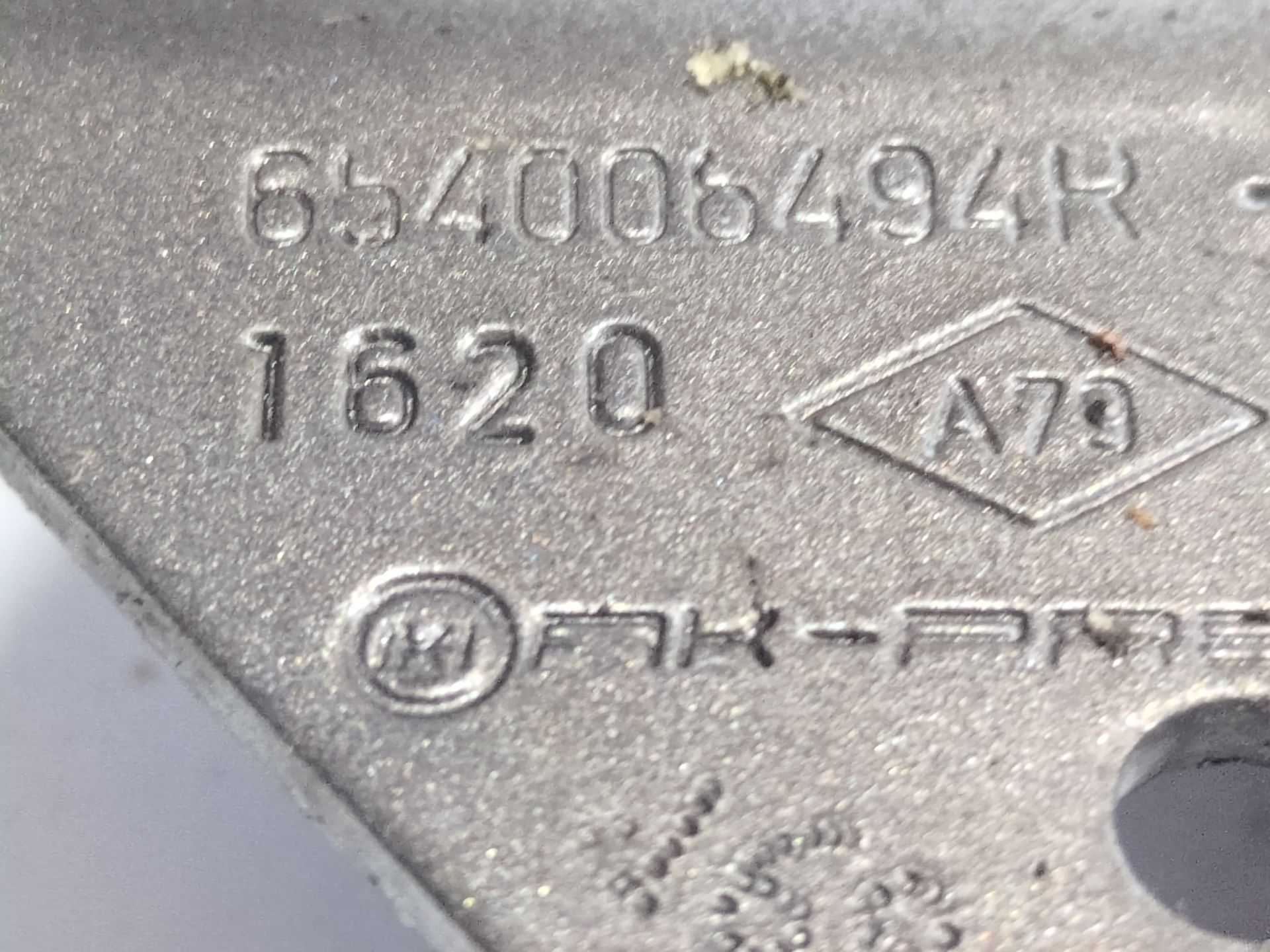 bisagra_capot_delantero_derecho_654006494r_renault_clio_v_b7_1_3_tce_140_b7n0