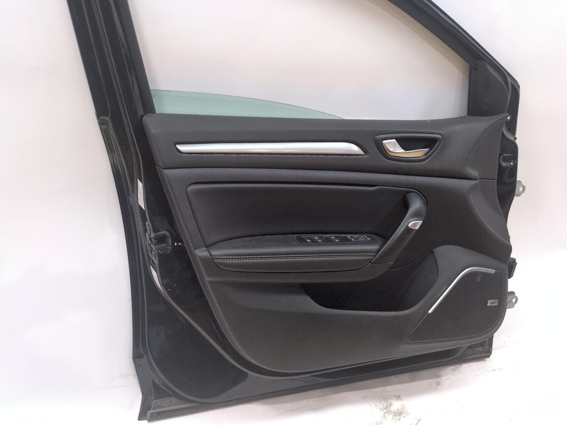 puerta_delantera_izquierda_801010705r_black_tegne_renault_megane_iv_hatchback_b9a_m_n_1_5_blue_dci_115_b9a6