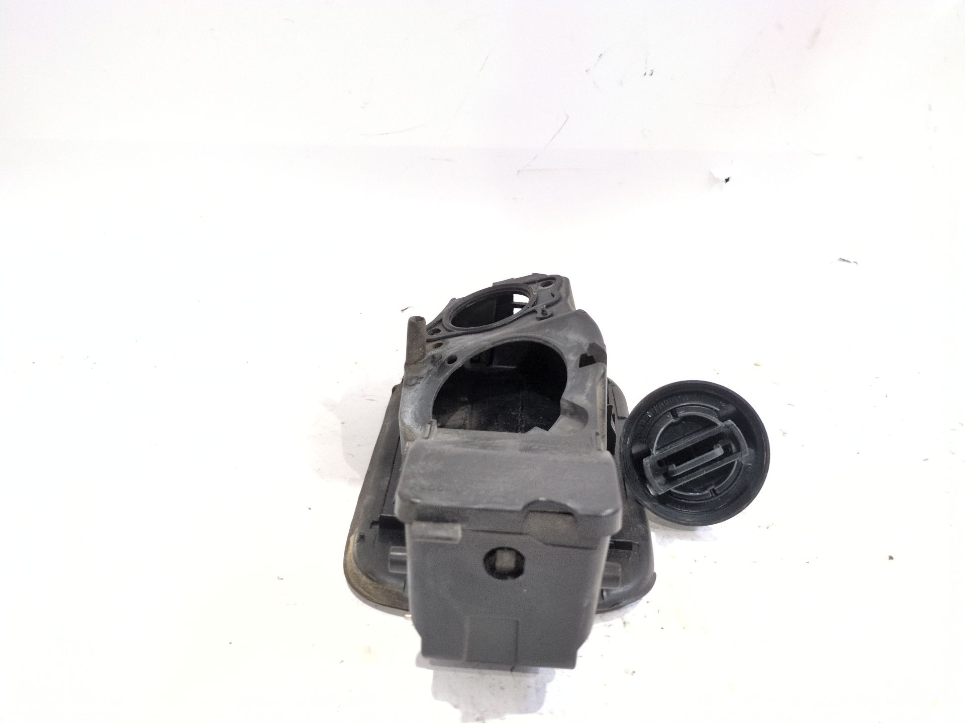 tapa_exterior_combustible_781201755r_renault_kangoo_grand_kangoo_ii_kw0_1_1_5_dci_115_kw17