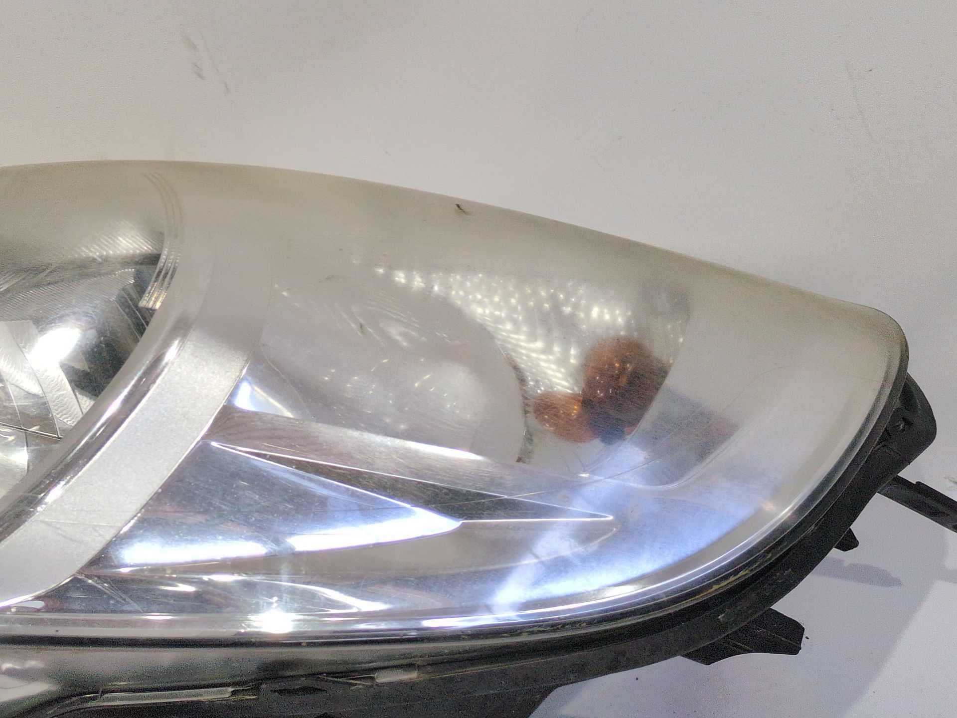 faro_izquierdo_260607383r_renault_kangoo_grand_kangoo_ii_kw0_1_1_5_dci_115_kw17