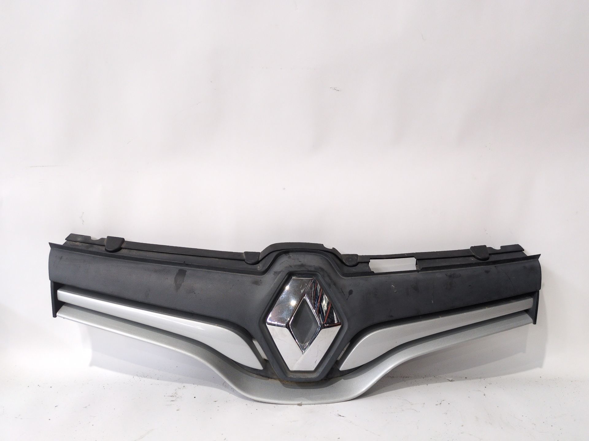 REJILLA DELANTERA RENAULT KANGOO / GRAND KANGOO II (KW0/1_) 1.5 DCI 115 (KW17) - 623101381r