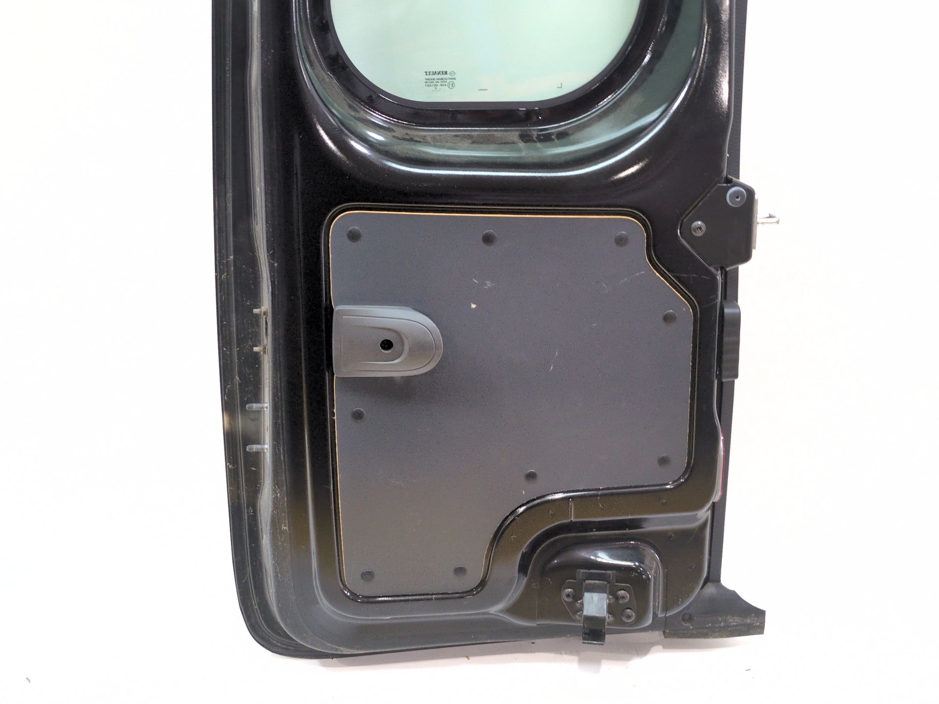 puerta_de_carga_trasera_derecha_901002594r_black_tegnd_renault_kangoo_grand_kangoo_ii_kw0_1_1_5_dci_115_kw17