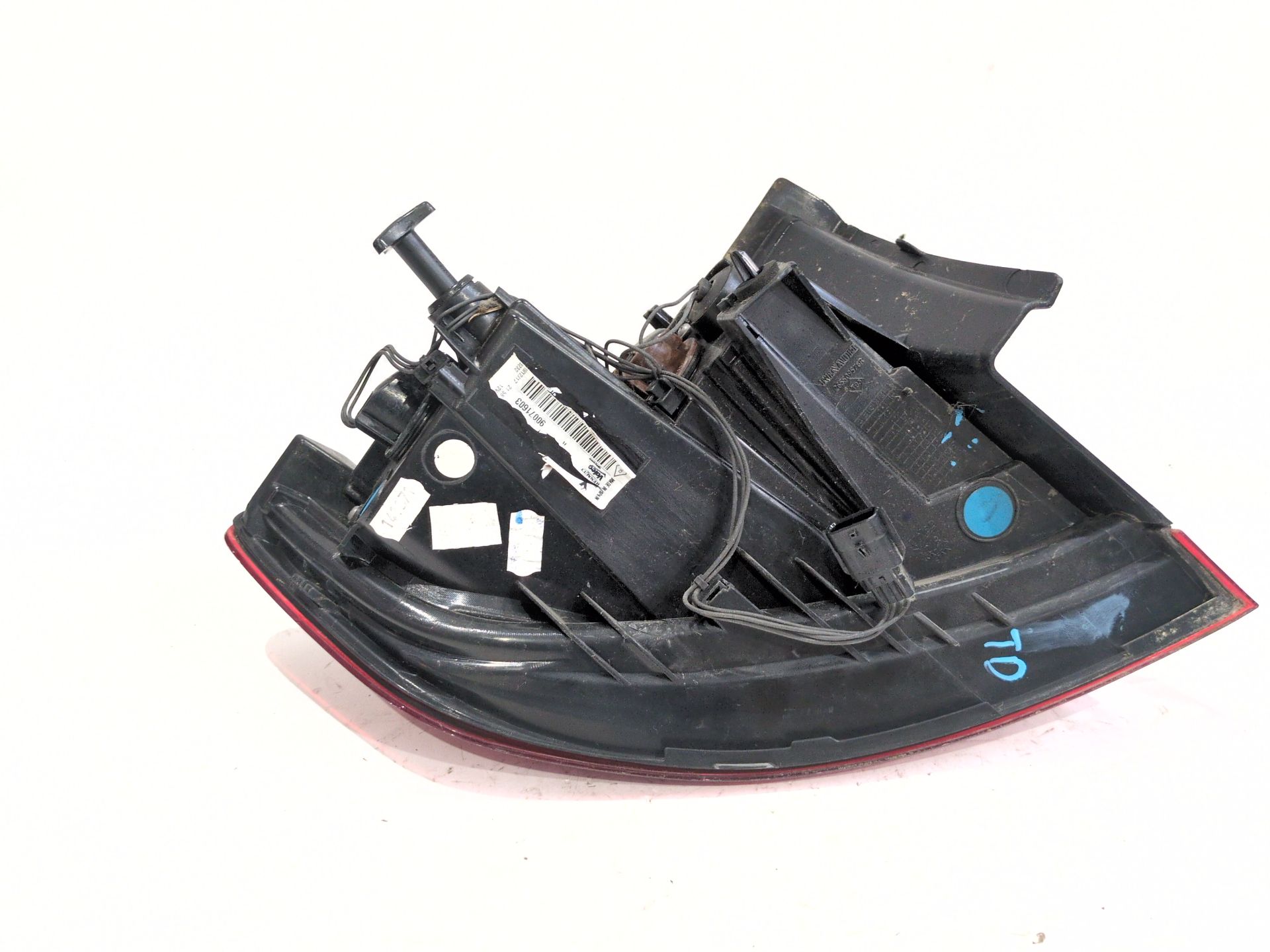 piloto_trasero_derecho_exterior_90071603_renault_megane_iv_hatchback_b9a_m_n_1_5_blue_dci_115_b9a6