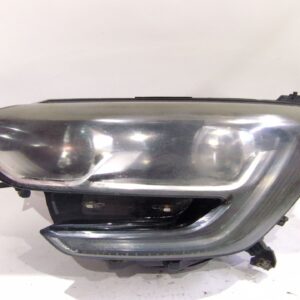 faro_izquierdo_90060924_260602792r_renault_megane_iv_hatchback_b9a_m_n_1_5_blue_dci_115_b9a6