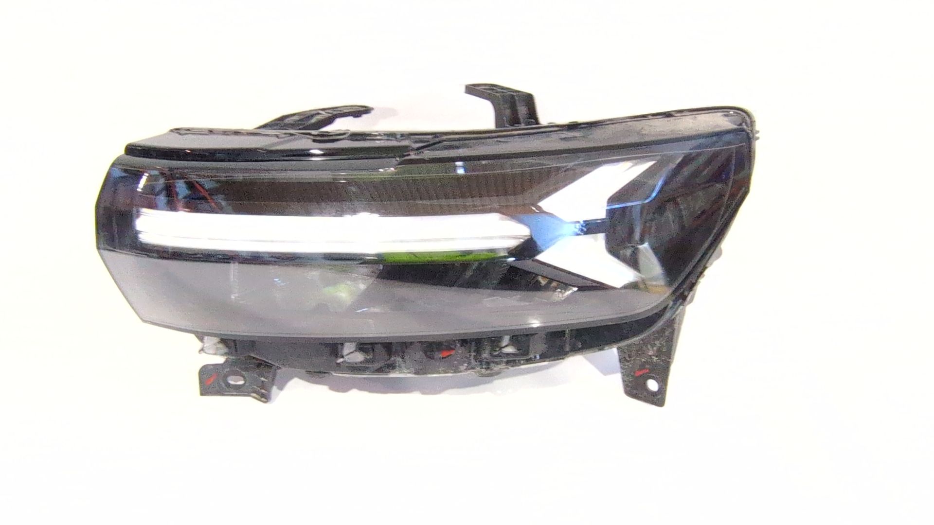 faro_izquierdo_260603515r_dacia_bigster_1_8_fhev_ryn7