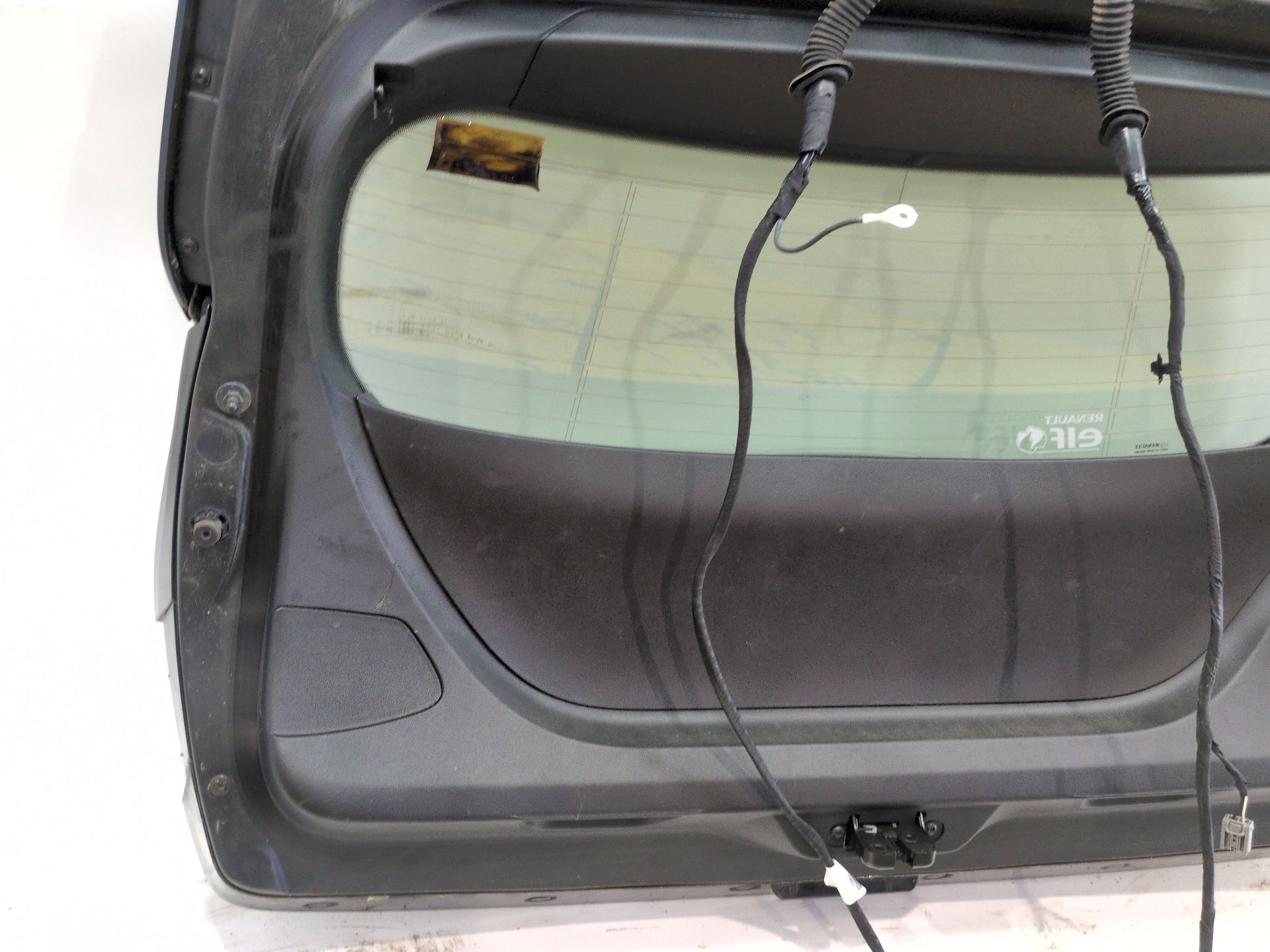 porton_trasero_901007547r_black_tegne_renault_megane_iv_hatchback_b9a_m_n_1_5_blue_dci_115_b9a6