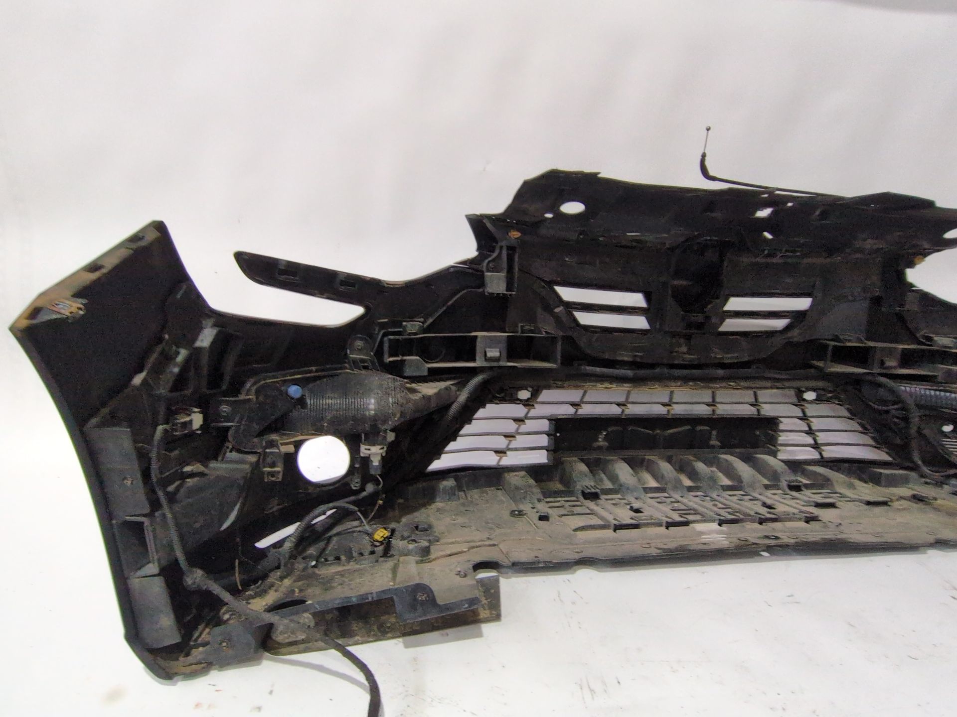 paragolpes_delantero_620225530r_black_tegne_renault_megane_iv_hatchback_b9a_m_n_1_5_blue_dci_115_b9a6