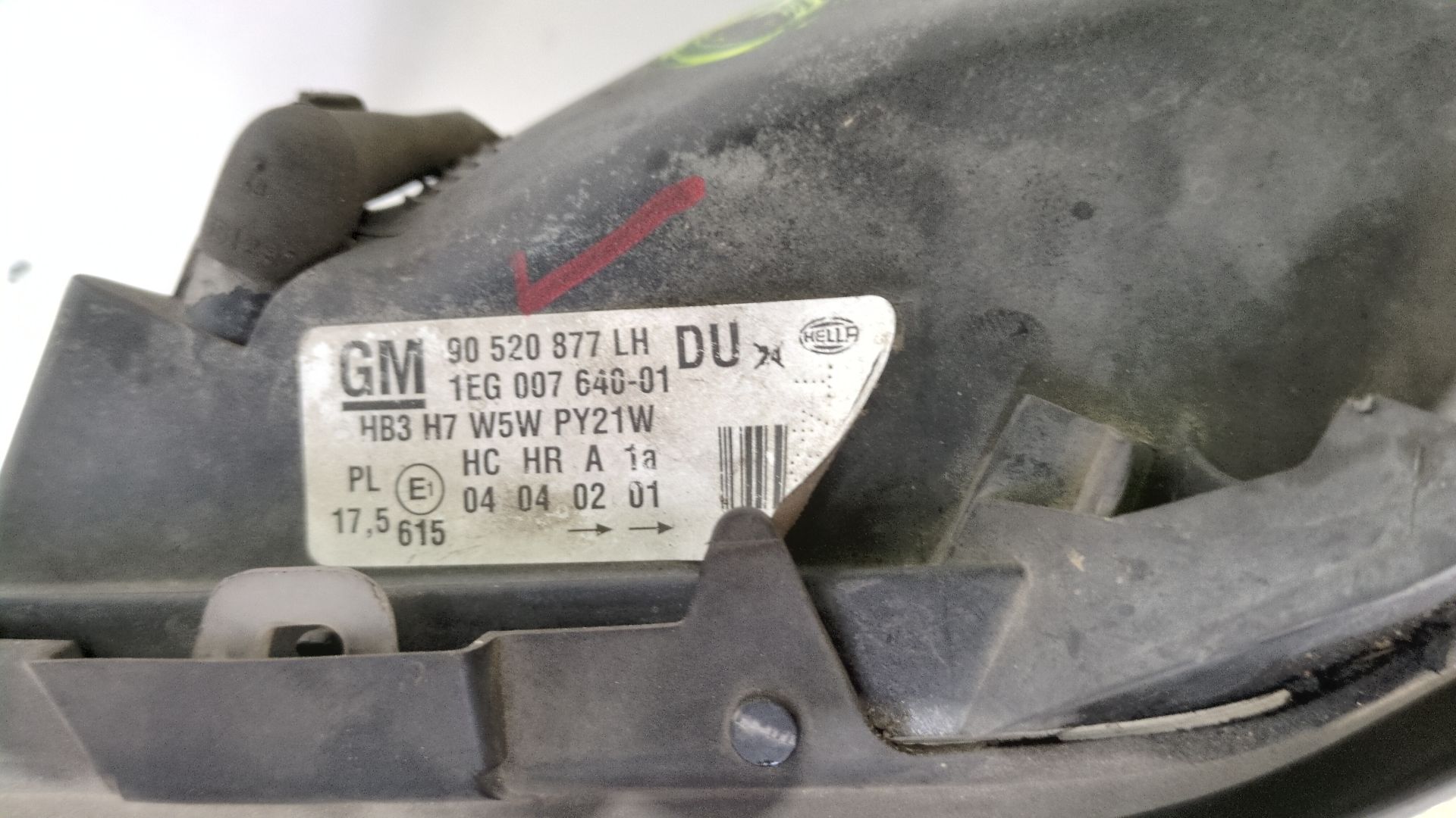 faro_izquierdo_90520877_opel_astra_g_coupe_t98_1_8_16v_f07