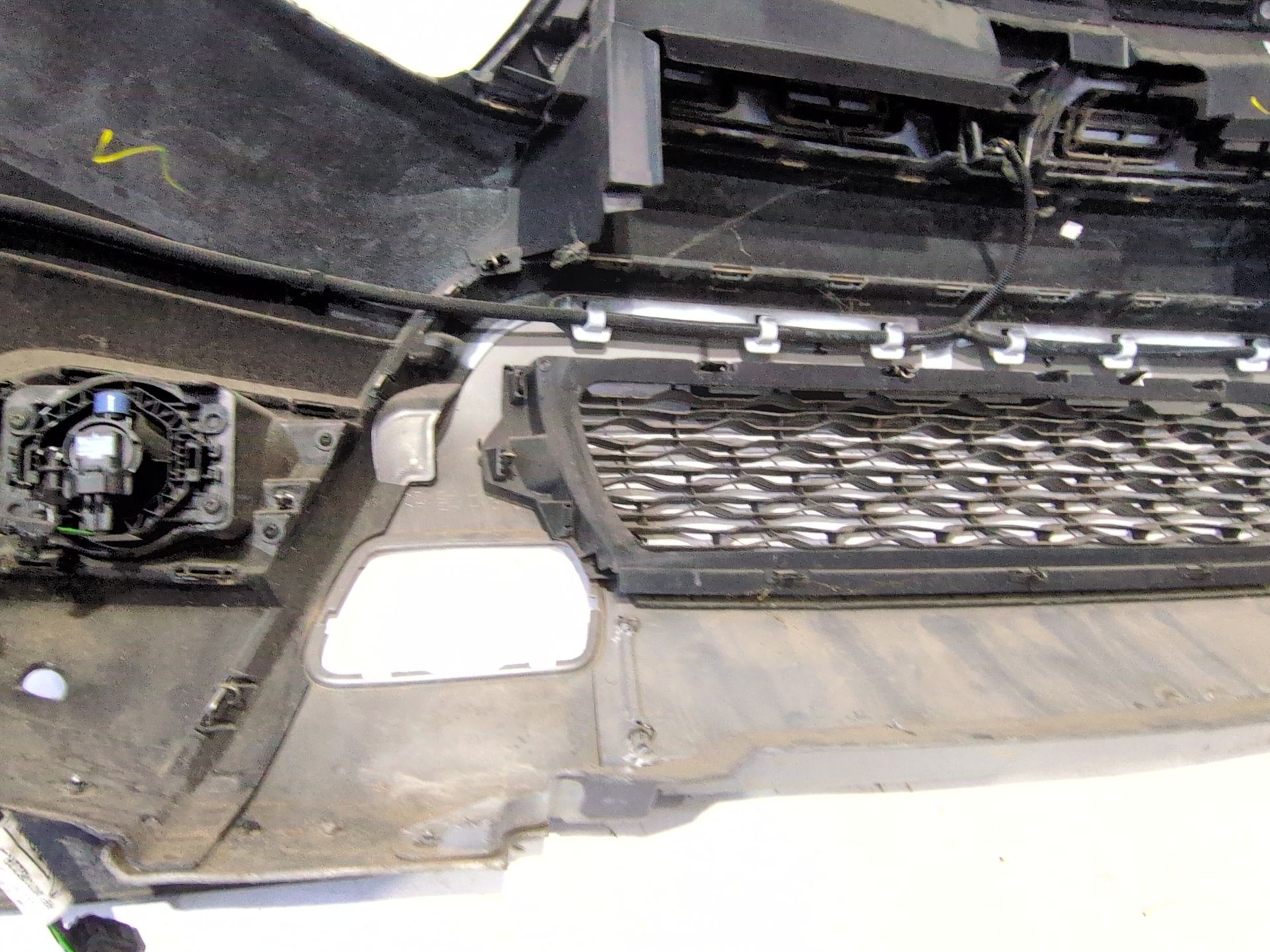 paragolpes_delantero_620228952r_dacia_duster_hm_1_5_dci_115_hmad