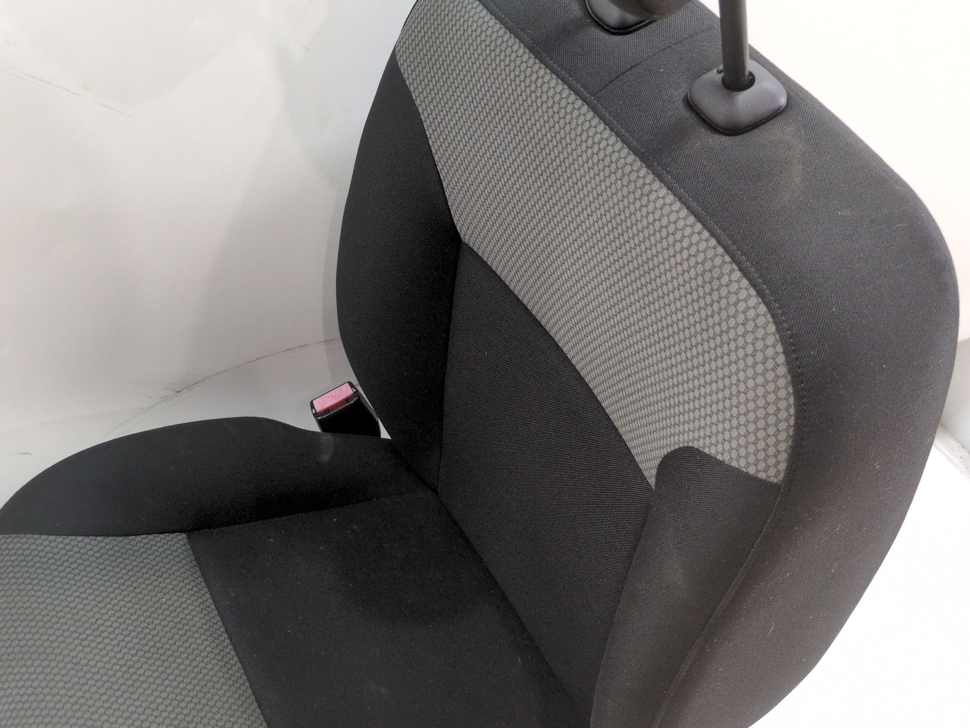 asiento_delantero_izquierdo_876202452r_renault_kangoo_grand_kangoo_ii_kw0_1_1_5_dci_115_kw17