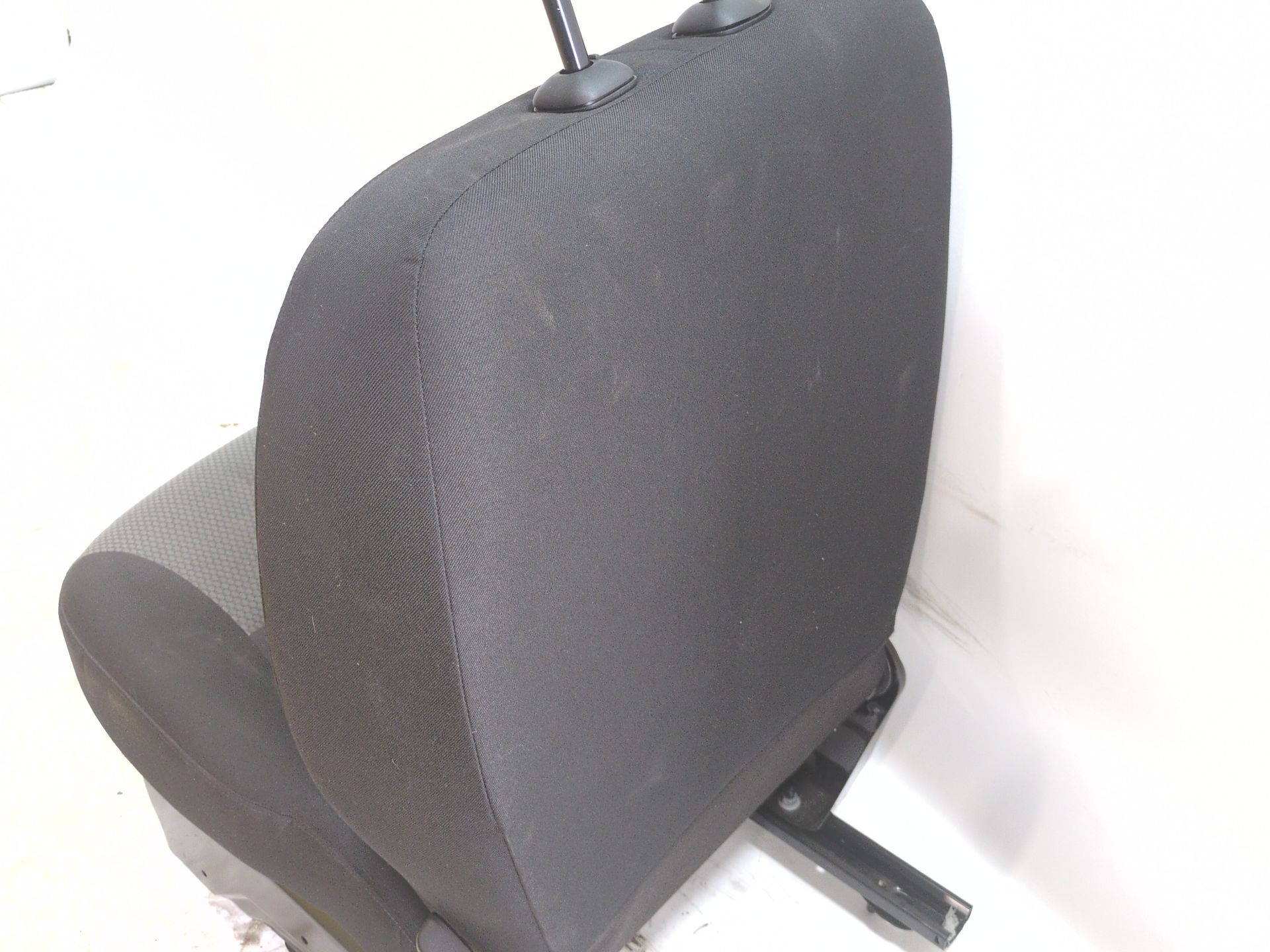 asiento_delantero_izquierdo_876202452r_renault_kangoo_grand_kangoo_ii_kw0_1_1_5_dci_115_kw17