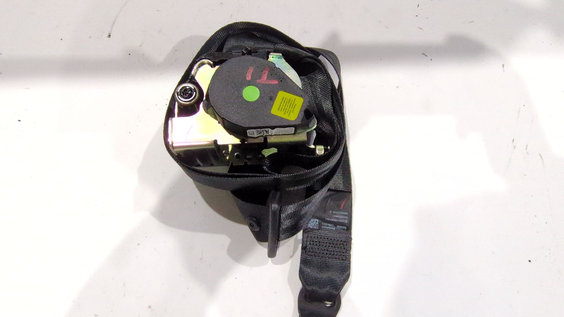 cinturon_seguridad_trasero_izquierdo_888402290r_dacia_bigster_1_8_fhev_ryn7