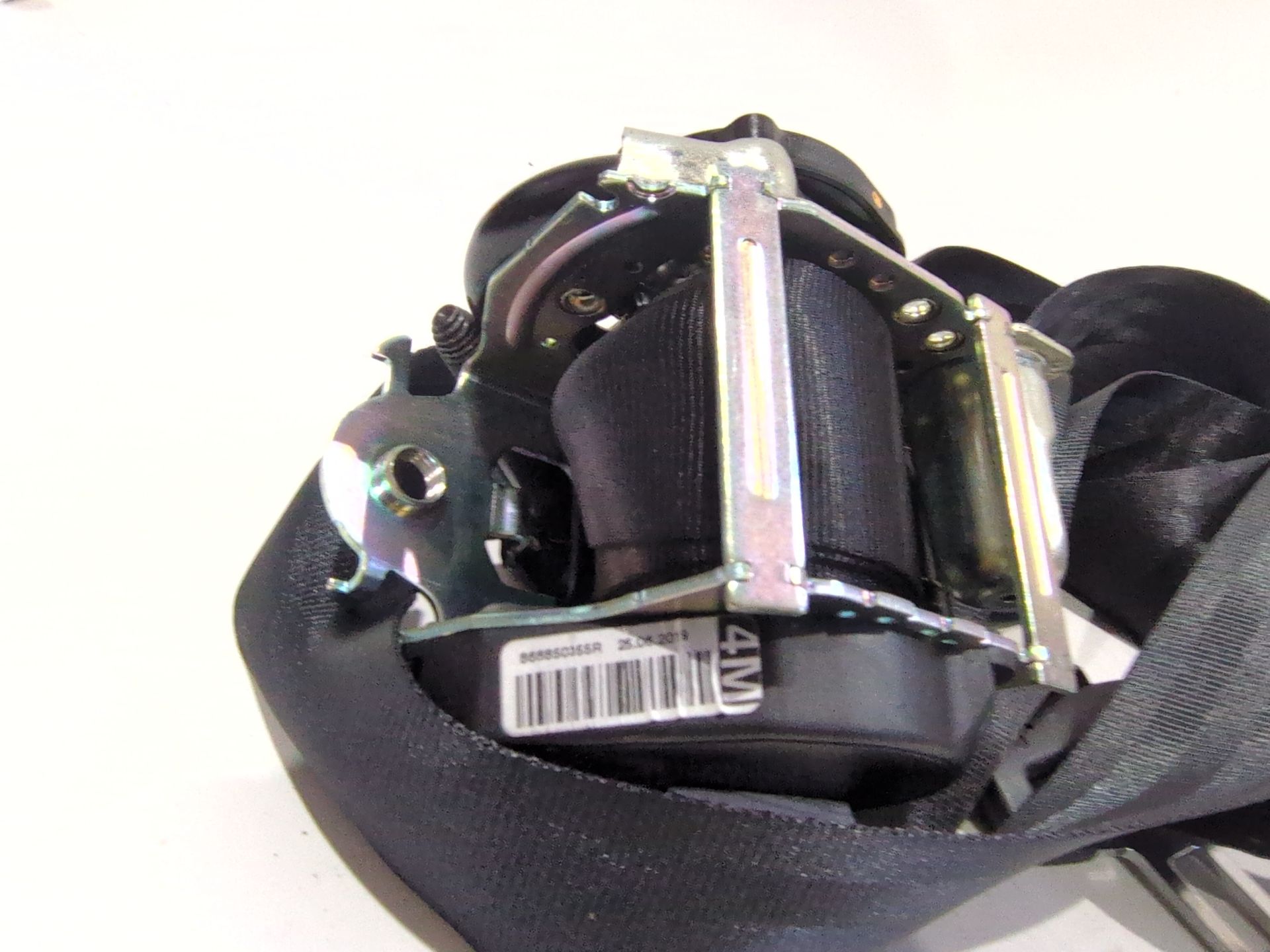 cinturon_seguridad_delantero_izquierdo_868850355r_dacia_duster_hm_1_5_dci_115_hmad