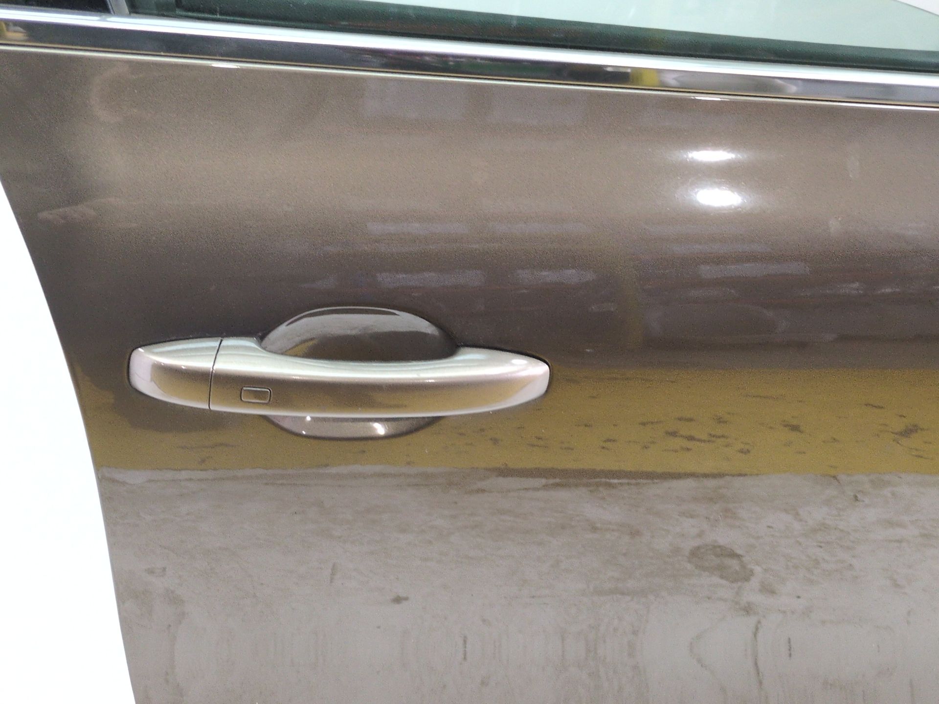 puerta_delantera_derecha_801005036r_browm_vison_tecnm_renault_clio_v_b7_1_3_tce_140_b7n0