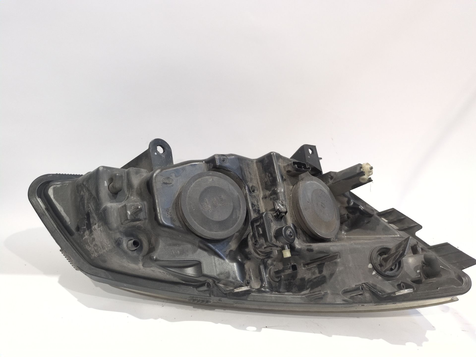 faro_izquierdo_7701064132_renault_grand_scenic_ii_jm0_1_1_9_dci_jm0g_jm12_jm1g_jm2c