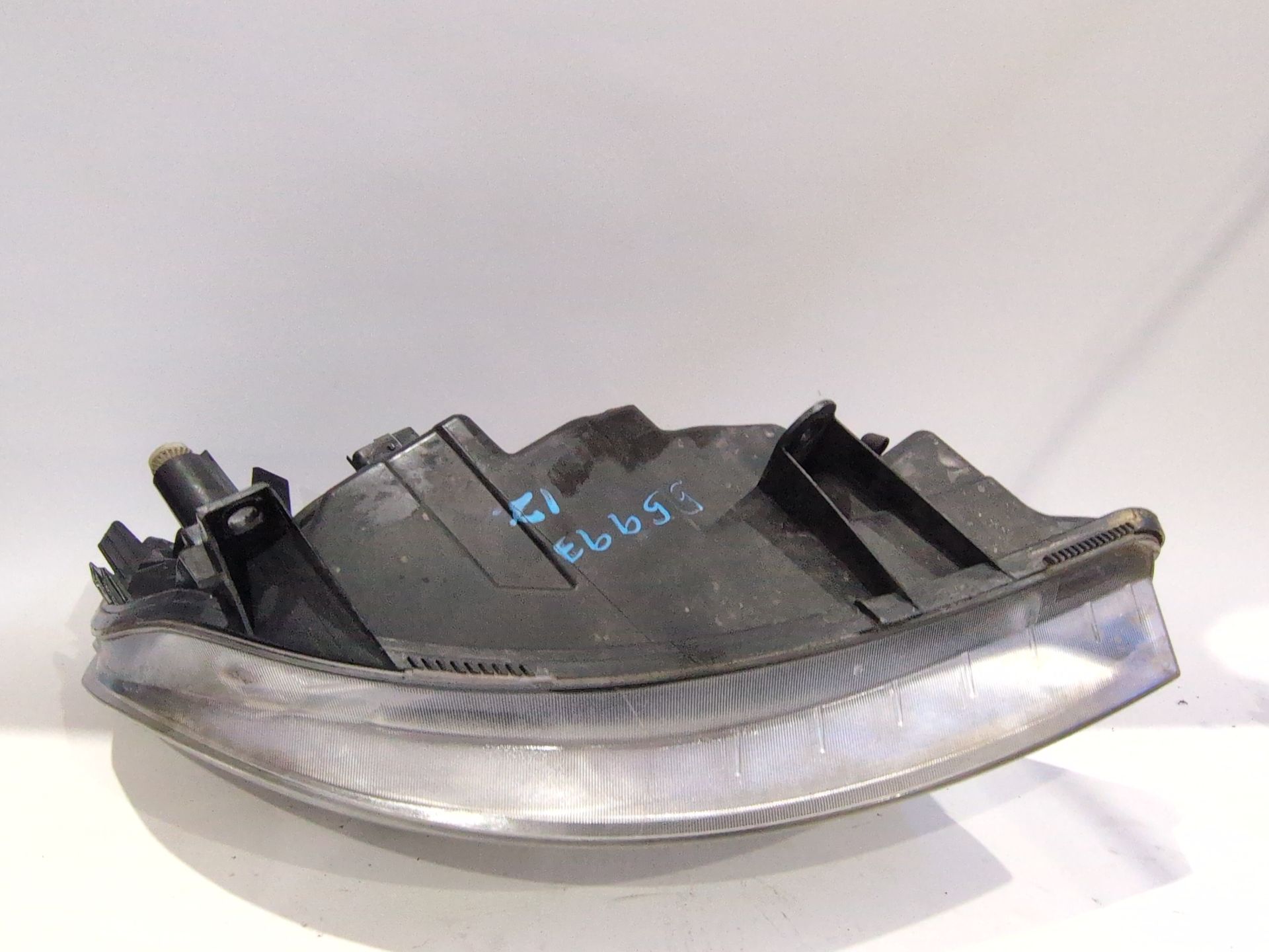 faro_izquierdo_7701064132_renault_grand_scenic_ii_jm0_1_1_9_dci_jm0g_jm12_jm1g_jm2c