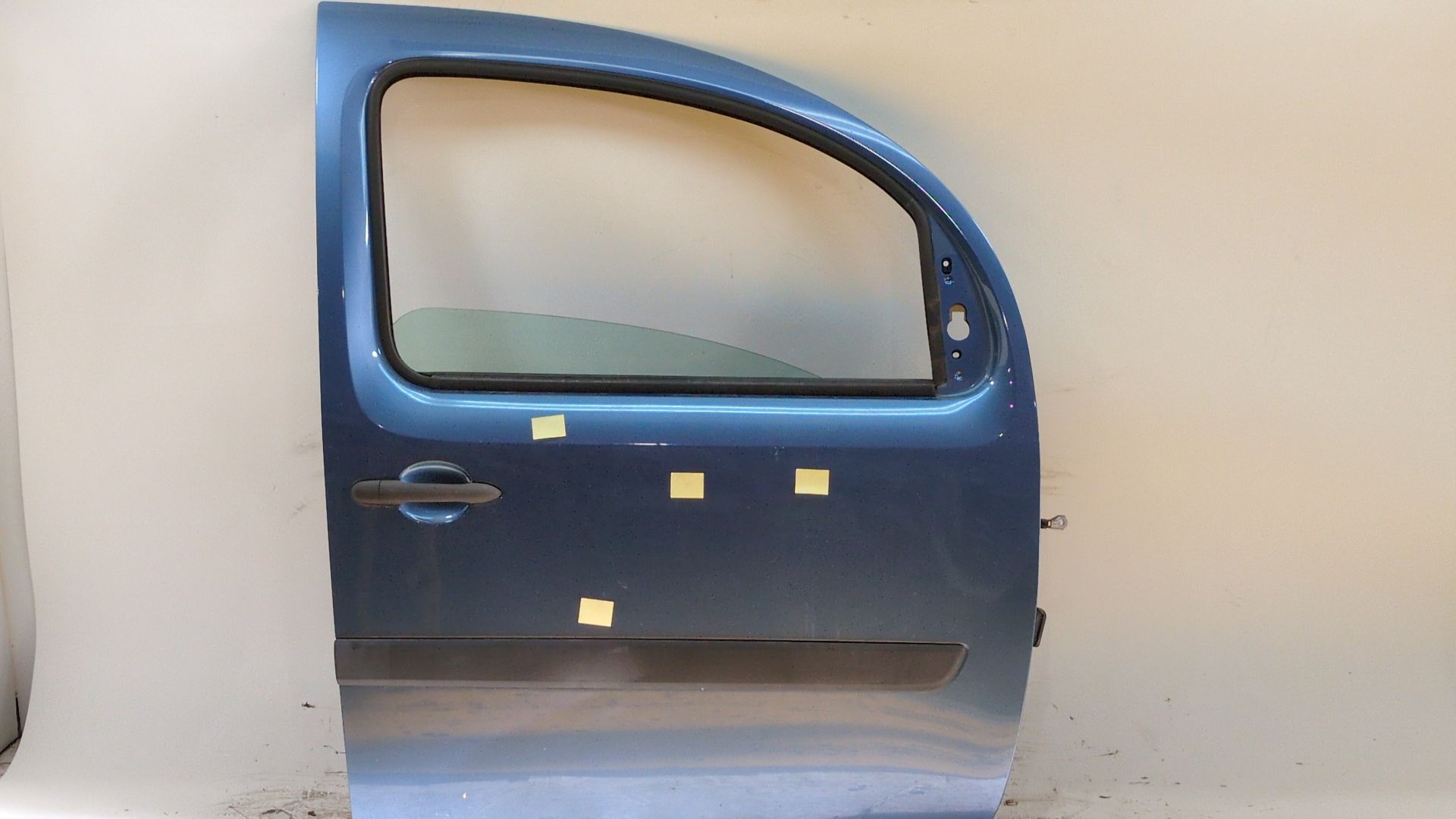 PUERTA DELANTERA DERECHA RENAULT KANGOO / GRAND KANGOO II (KW0/1_) 1.2 TCE 115 (KW02 KW14) - 801004113R