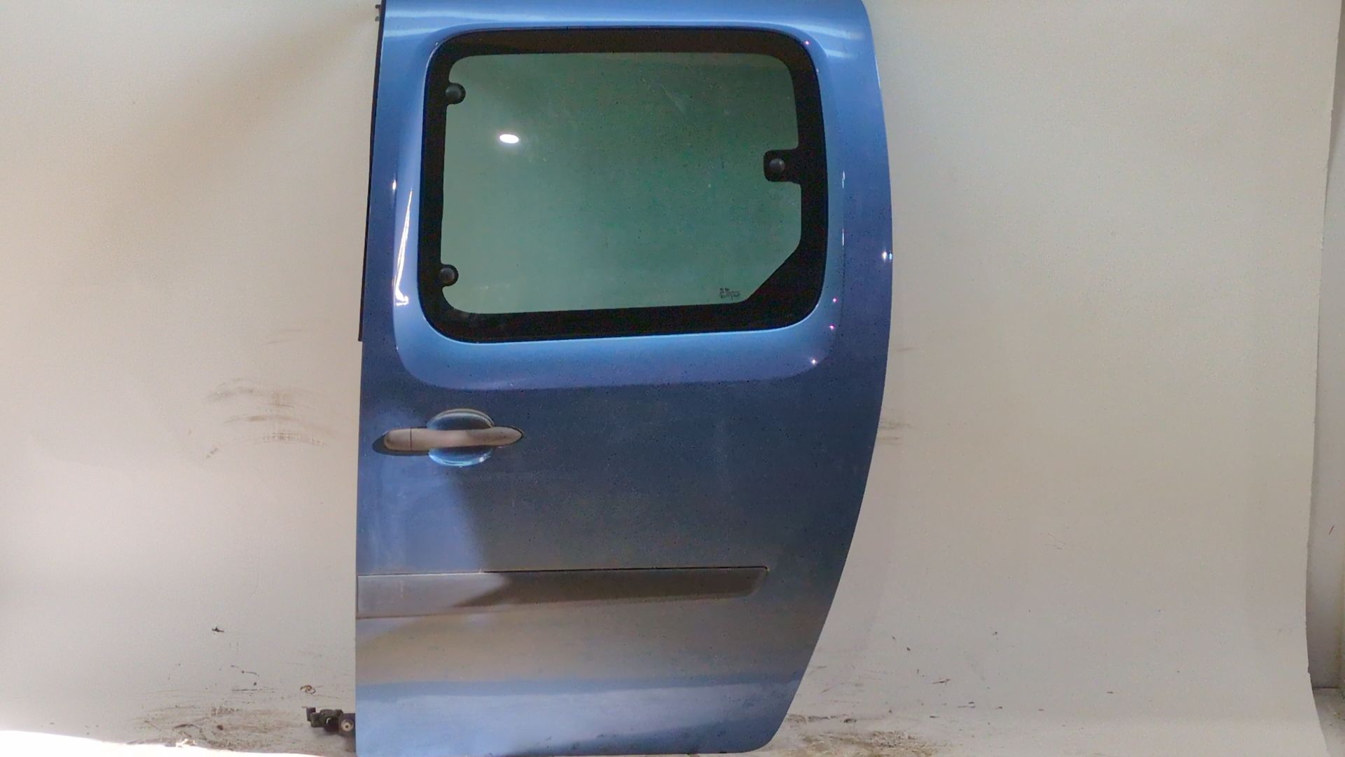 PUERTA CORREDERA LATERAL IZQUIERDA RENAULT KANGOO / GRAND KANGOO II (KW0/1_) 1.2 TCE 115 (KW02 KW14) - 821013279R