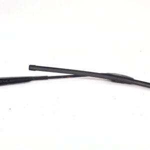 brazo_limpia_delantero_derecho_8200409694_renault_kangoo_grand_kangoo_ii_kw0_1_1_2_tce_115_kw02_kw14