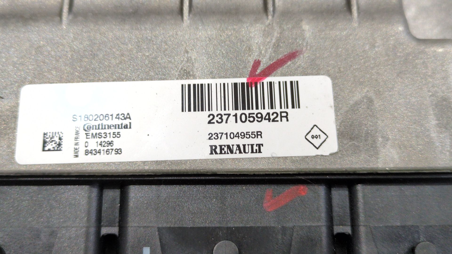 centralita_motor_uce_237105942r_renault_kangoo_grand_kangoo_ii_kw0_1_1_2_tce_115_kw02_kw14