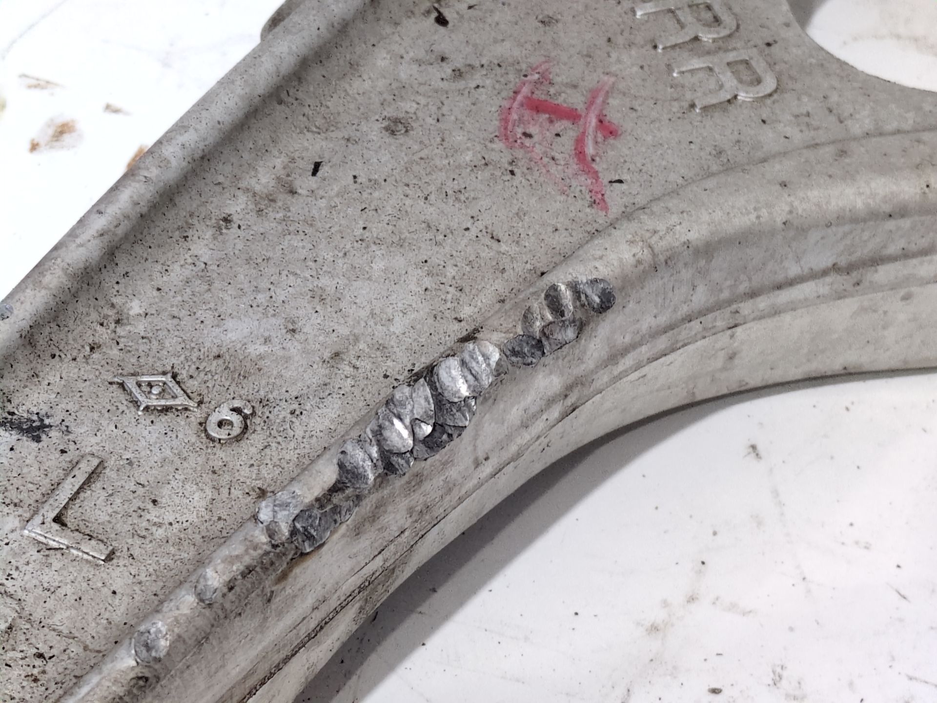 brazo_suspension_inferior_delantero_izquierdo_545016ua0a_renault_austral_e_tech_200_hybrid