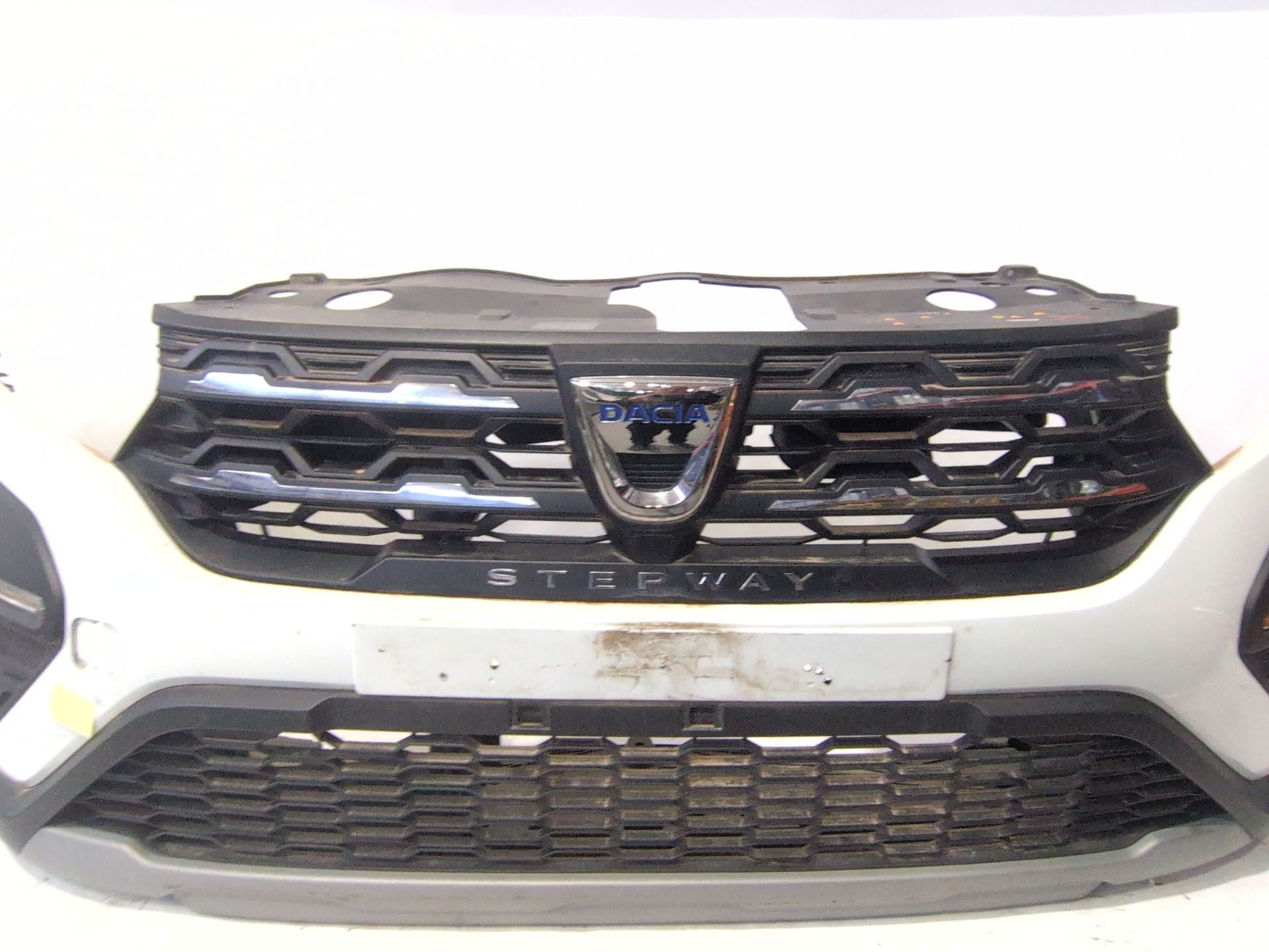 paragolpes_delantero_620225509r_dacia_sandero_iii_1_0_tce_110