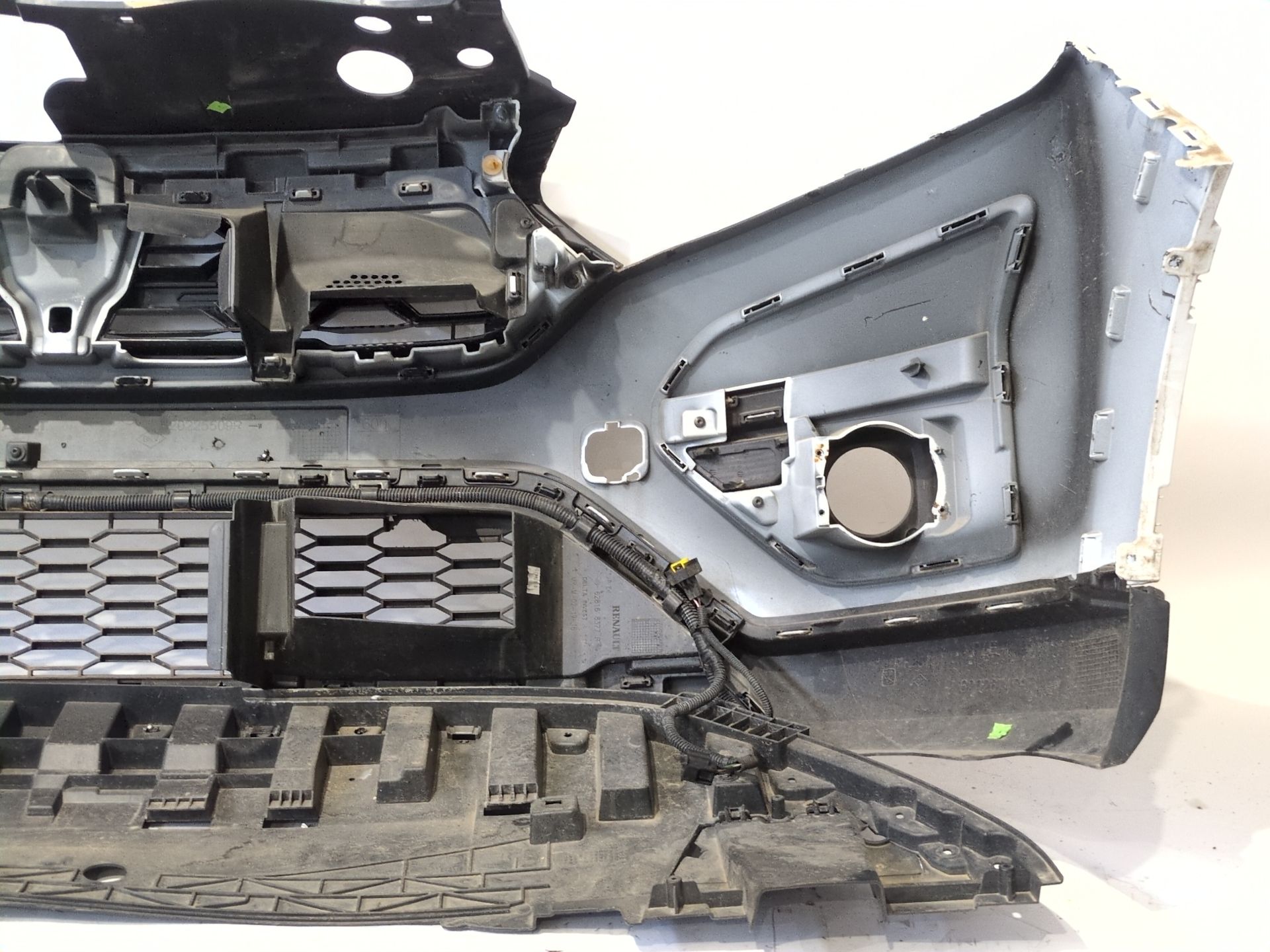 paragolpes_delantero_620225509r_dacia_sandero_iii_1_0_tce_110