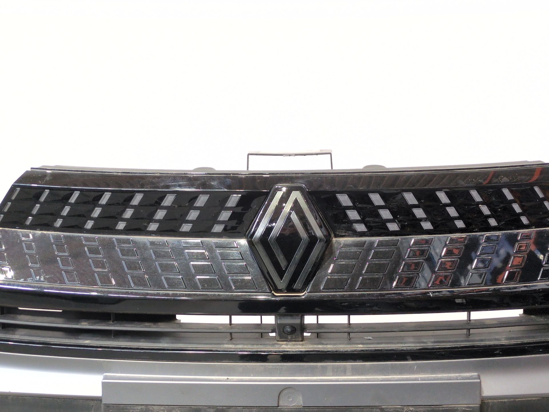 paragolpes_delantero_62010p745r_noir_etoile_tpgne_renault_captur_ii_hf_e_tech_145_hfmu_hfmm