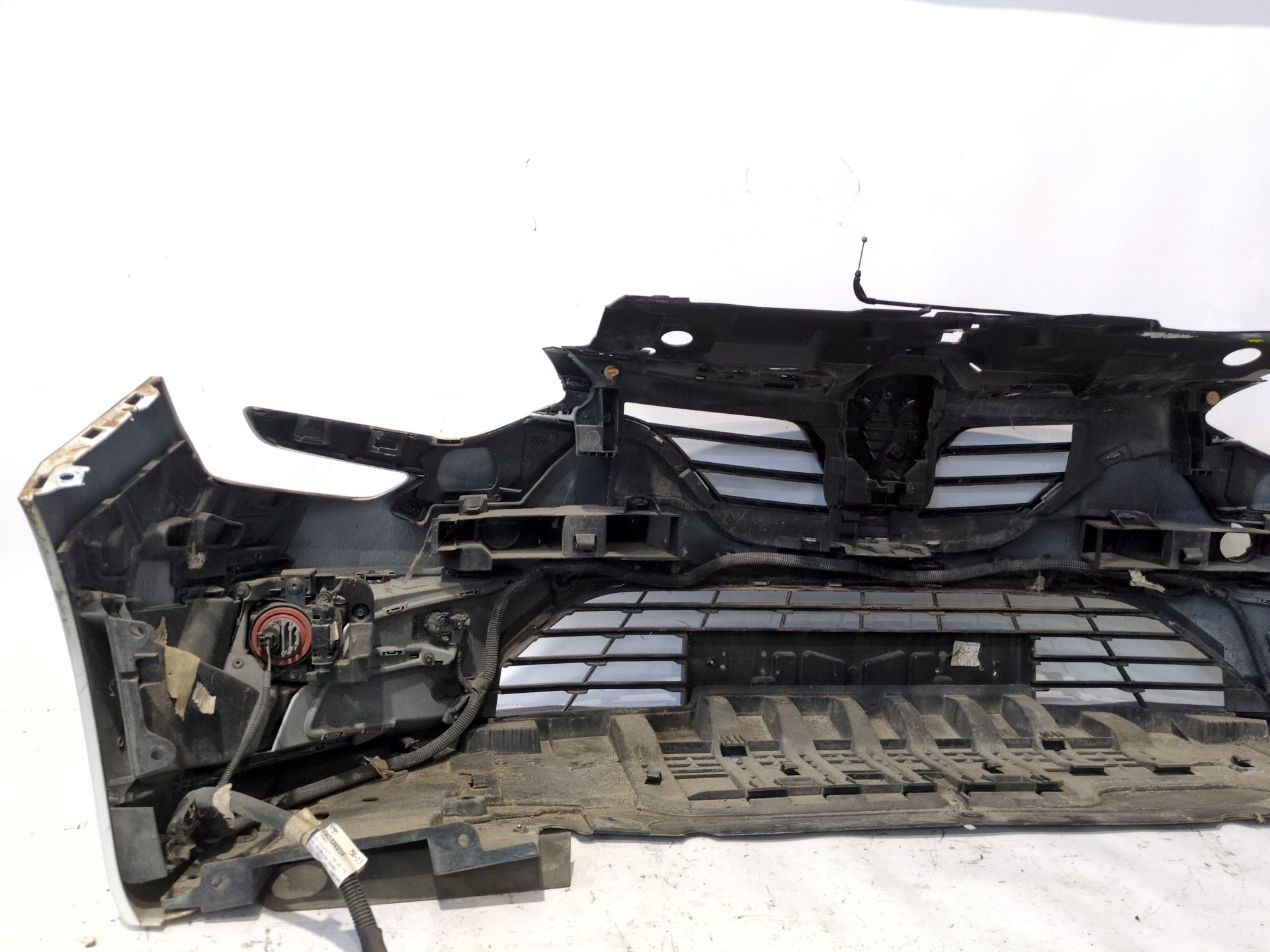 paragolpes_delantero_601981009r_ice_white_bc_ov369_renault_megane_iv_hatchback_b9a_m_n_1_6_e_tech_160_b9nh