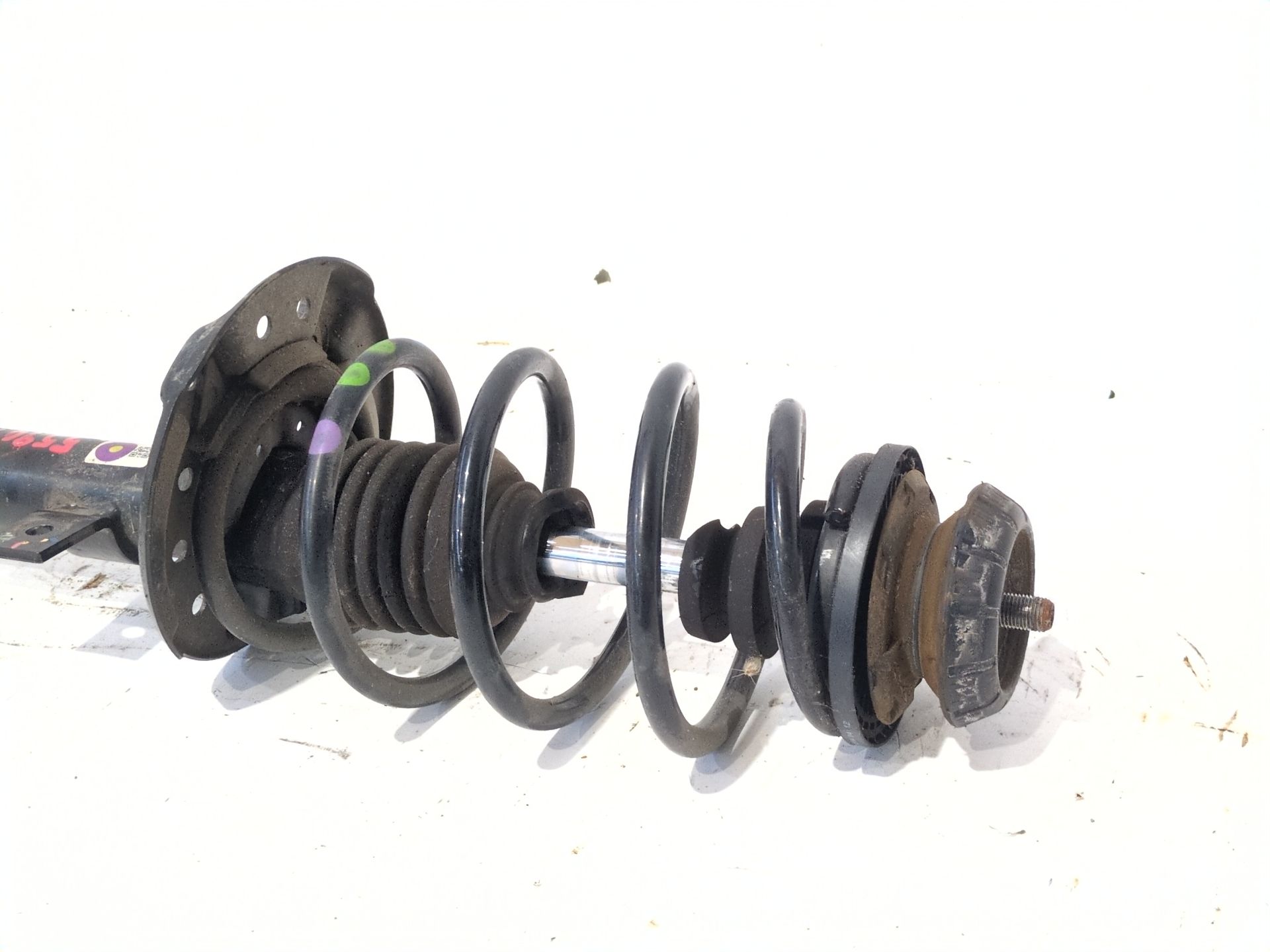 amortiguador_delantero_izquierdo_h8720392_dacia_sandero_iii_1_0_tce_110