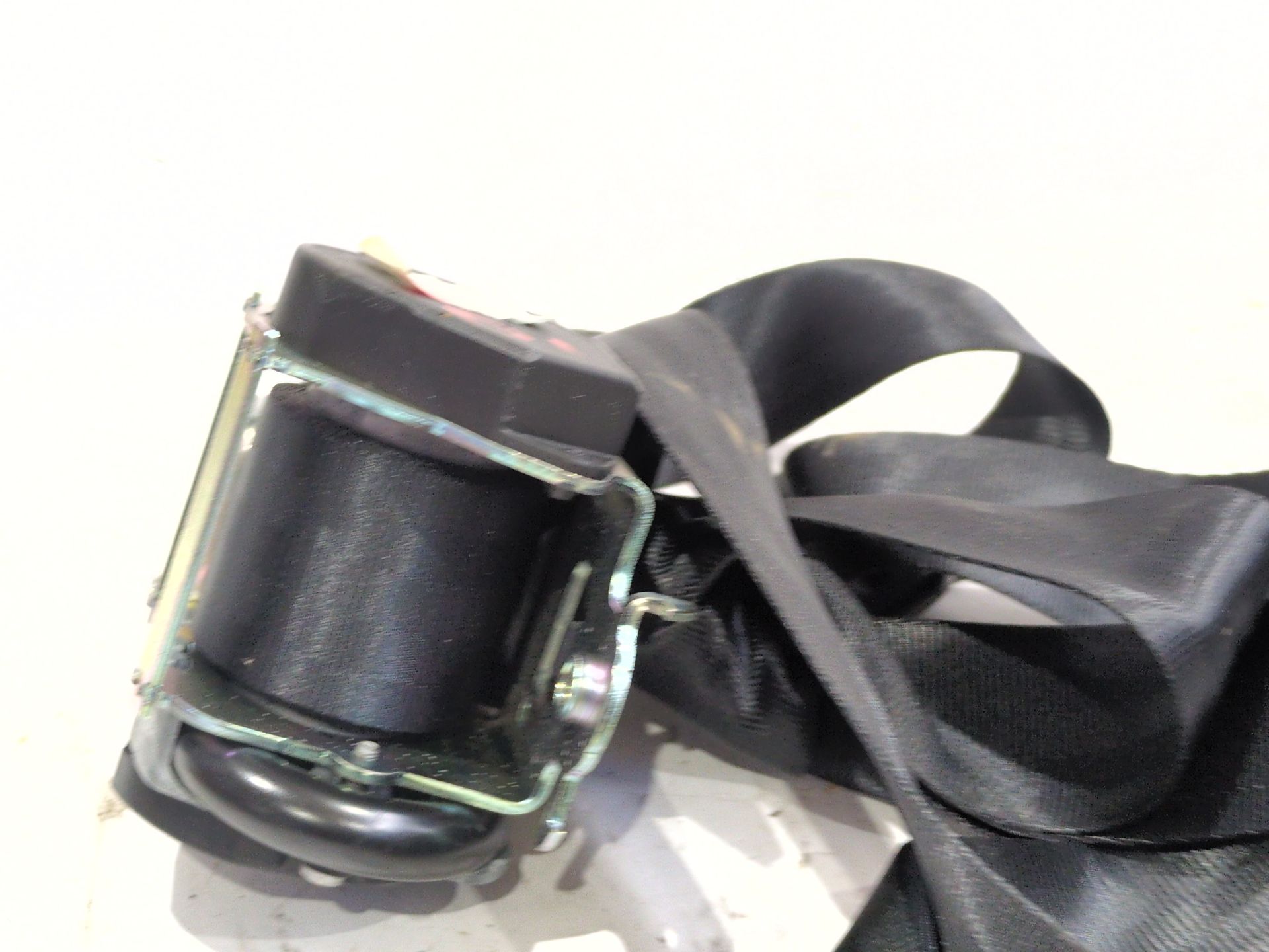 cinturon_seguridad_delantero_izquierdo_8200751266_dacia_duster_hs_1_5_dci_4x4