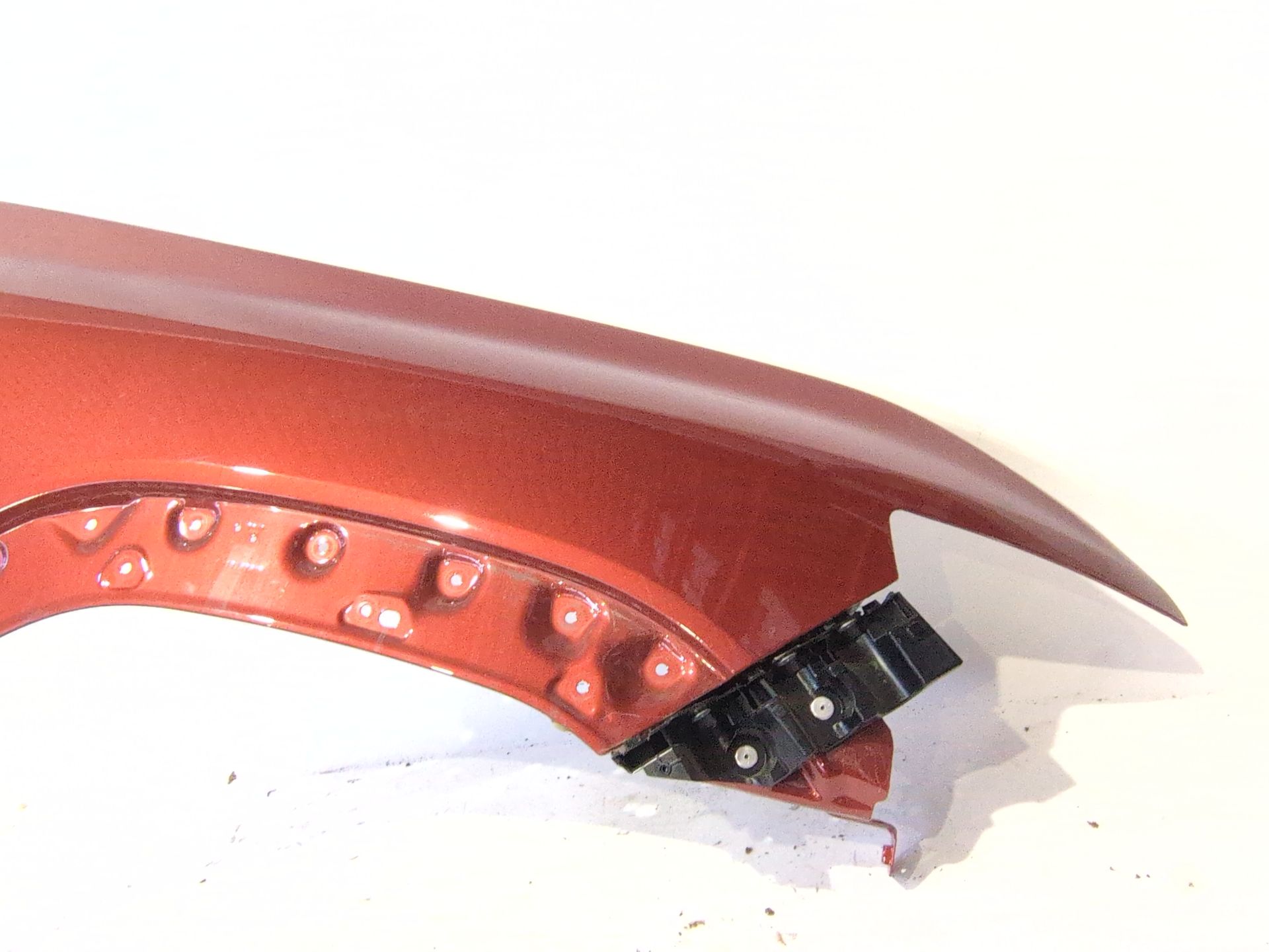 aleta_delantera_derecha_631007833r_dacia_duster_hm_1_5_dci_115_hmad