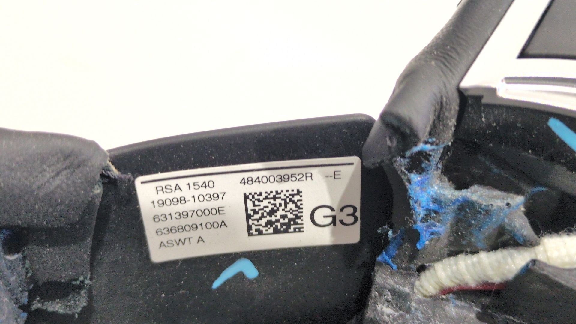 volante_484003952r_renault_megane_iv_hatchback_b9a_m_n_1_3_tce_140_b9nb