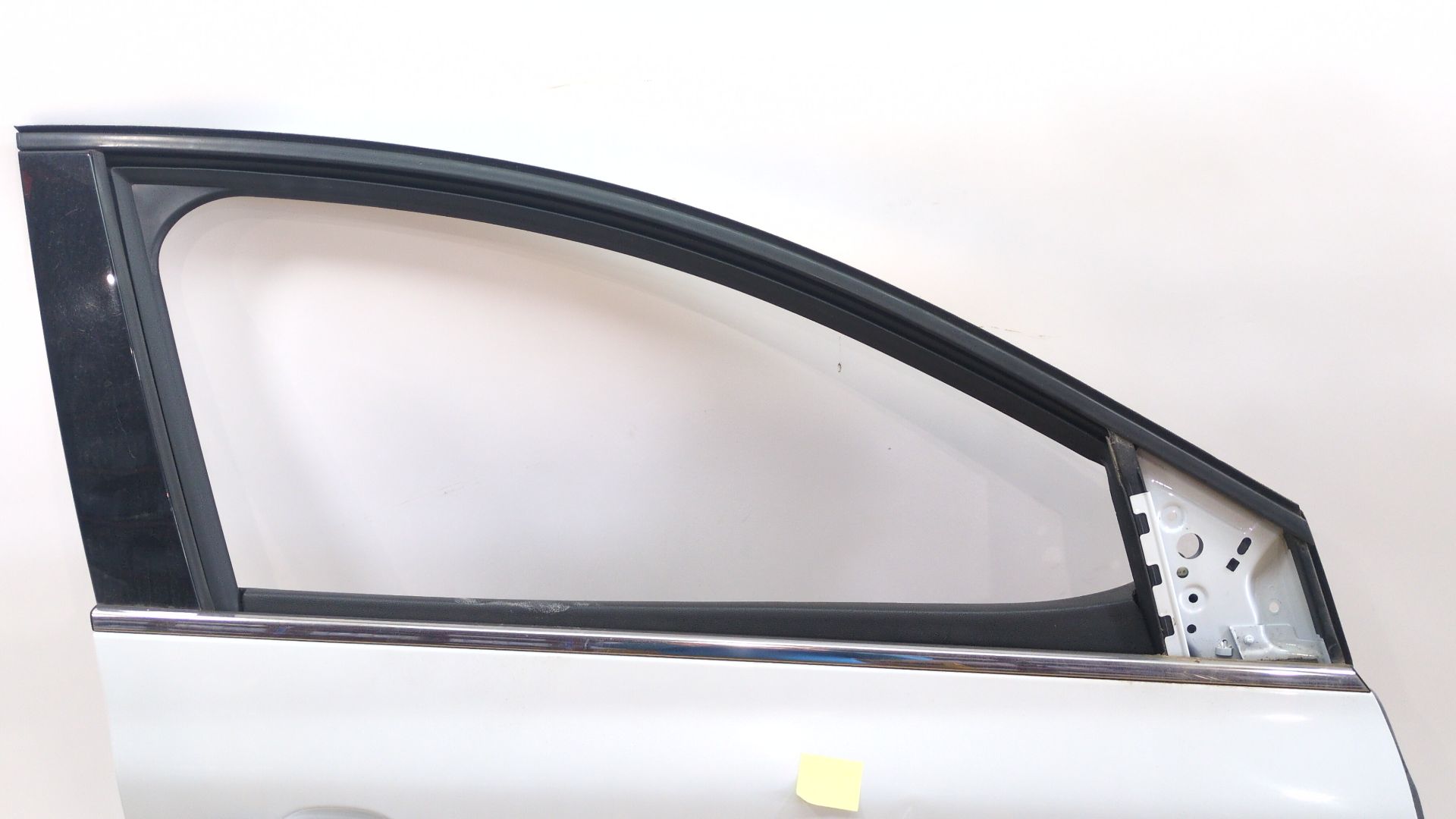 puerta_delantera_derecha_801010705r_white_teqnc_renault_megane_iv_hatchback_b9a_m_n_1_3_tce_140_b9nb