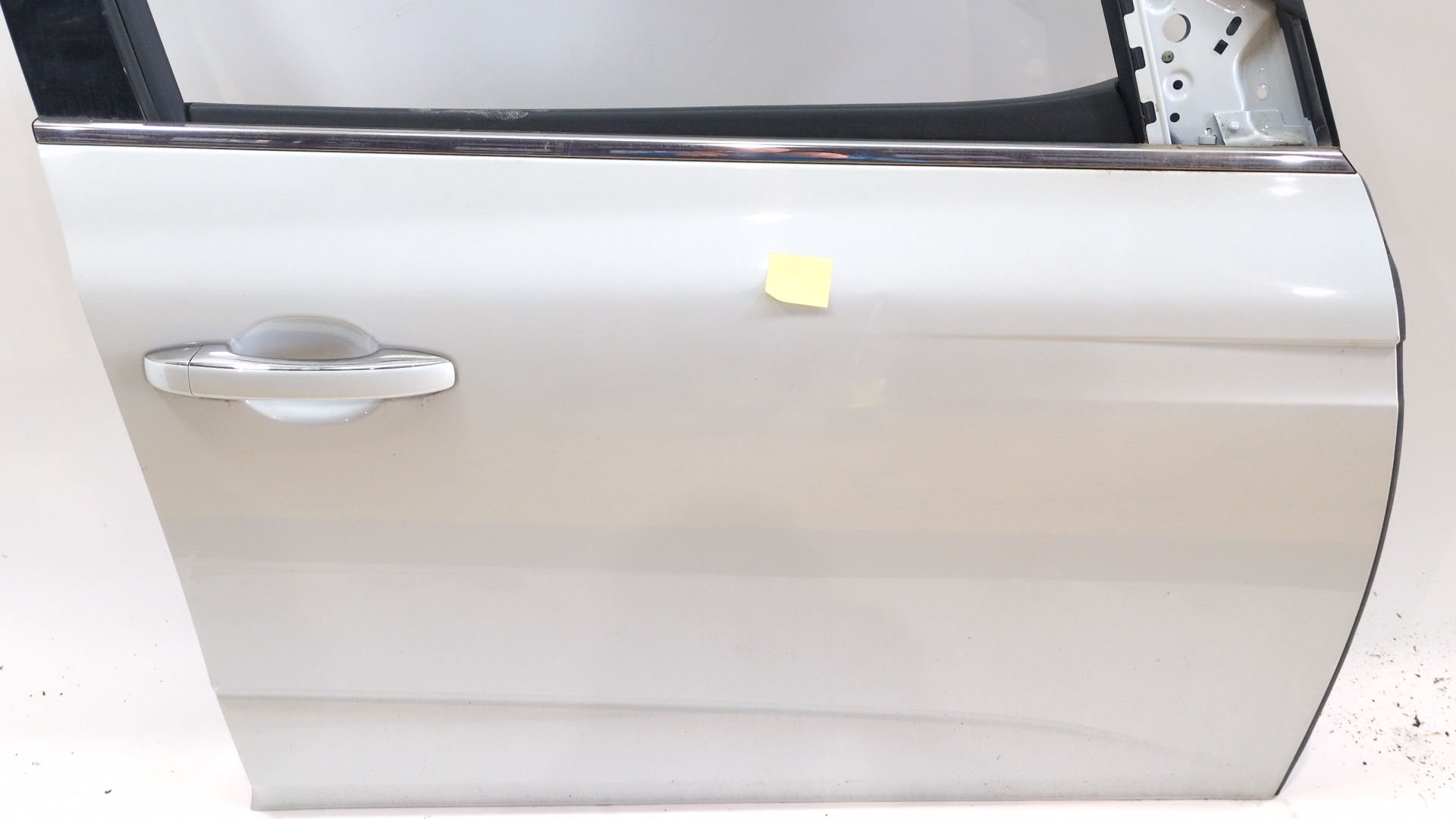 puerta_delantera_derecha_801010705r_white_teqnc_renault_megane_iv_hatchback_b9a_m_n_1_3_tce_140_b9nb