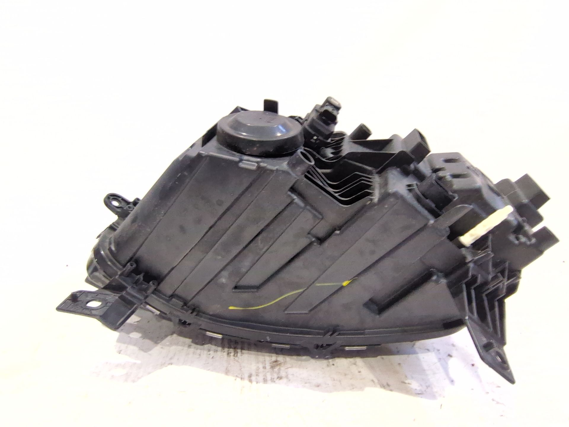 faro_derecho_260107725r_renault_arkana_i_lcm_ldn_1_3_tce_160_ldn1