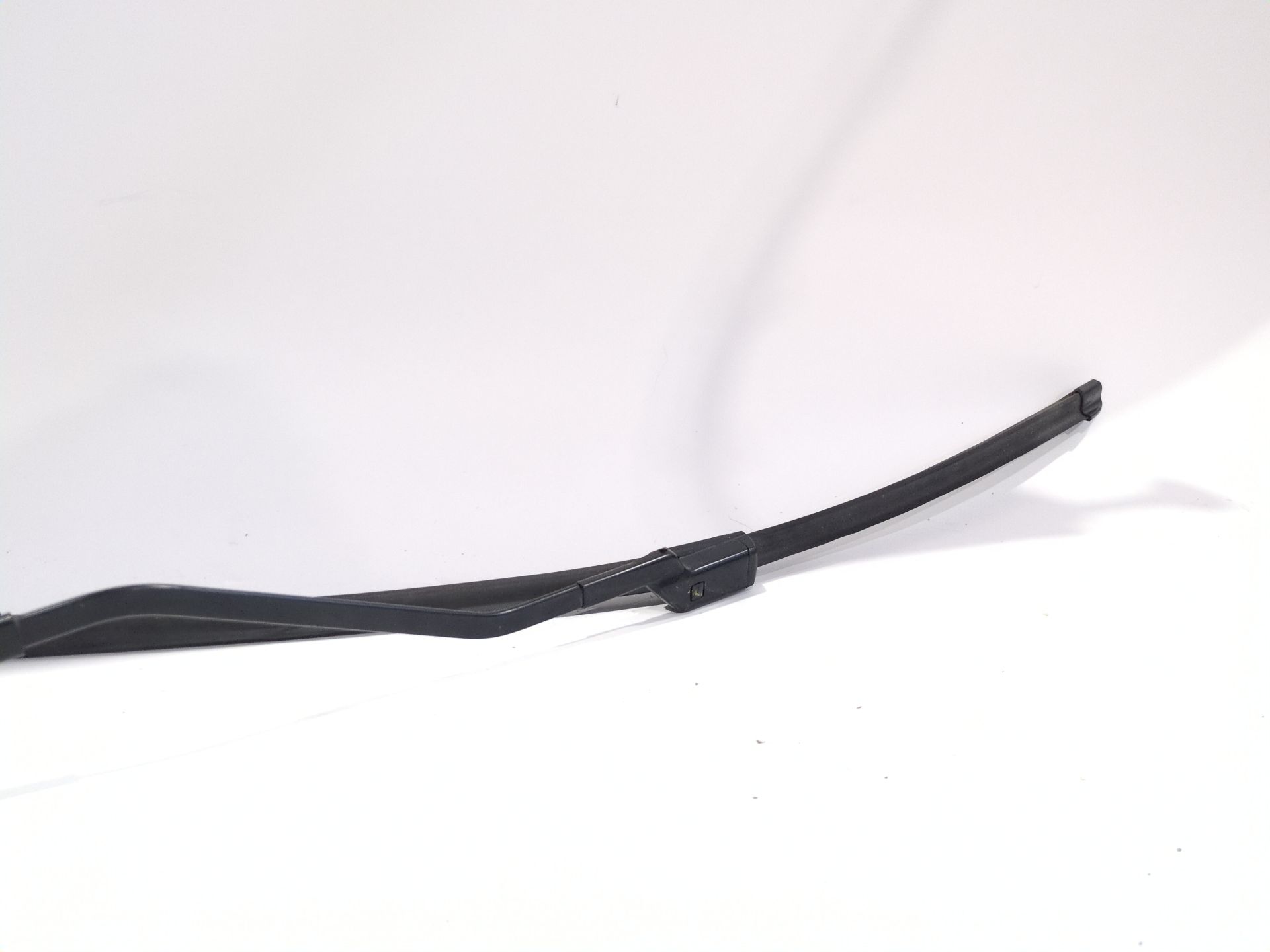 brazo_limpia_delantero_izquierdo_288817651r_renault_captur_ii_hf_tce_140_hfn0