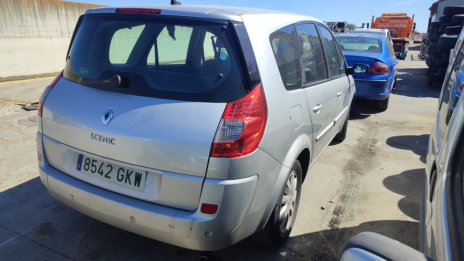 renault_grand_scenic_ii_jm0_1